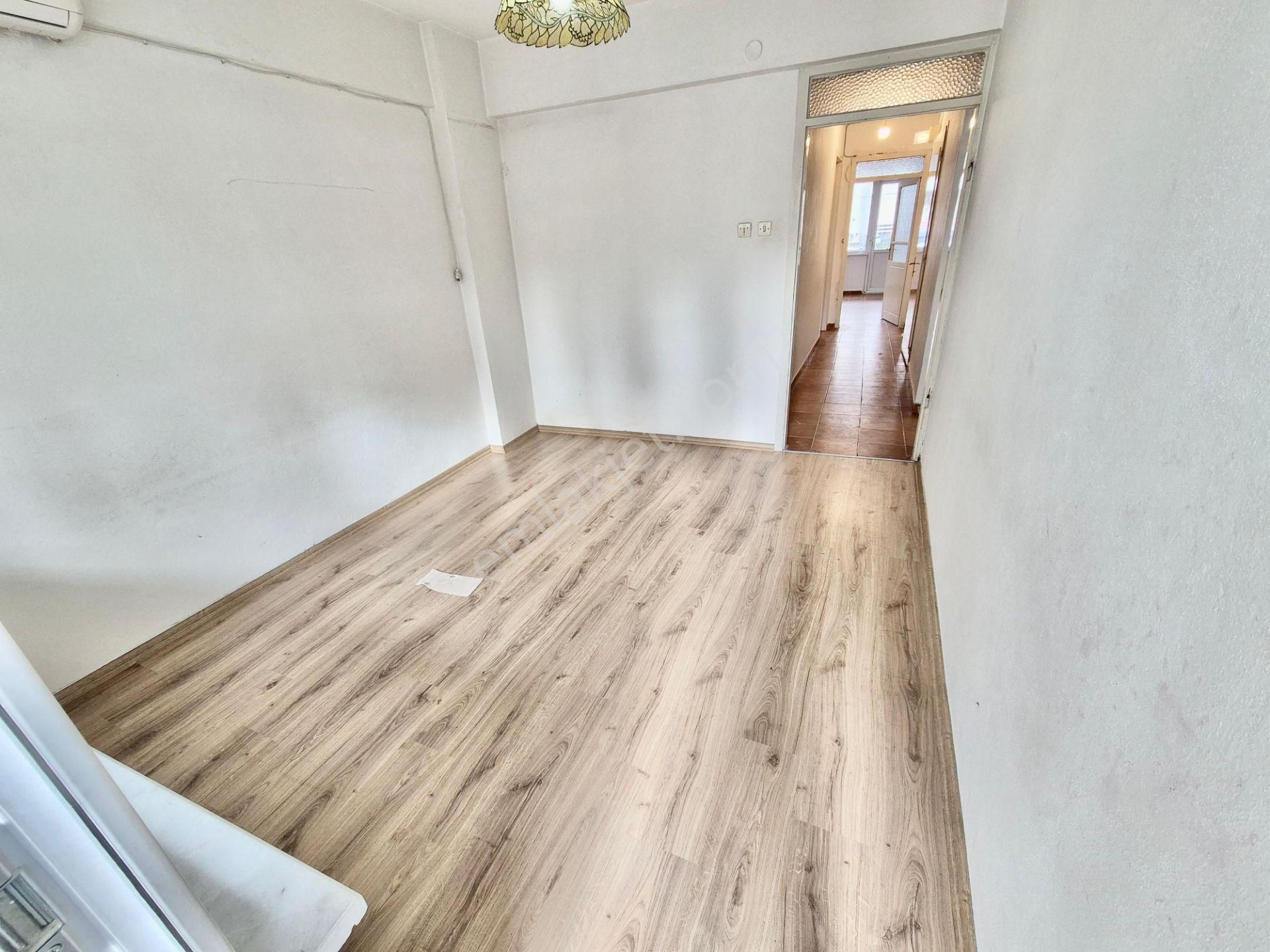 ▓karabuluttan▓akçay'da Kordona 200mt & Ön Cephe Fırsat 2+1 Satılık Daire - Görsel 14