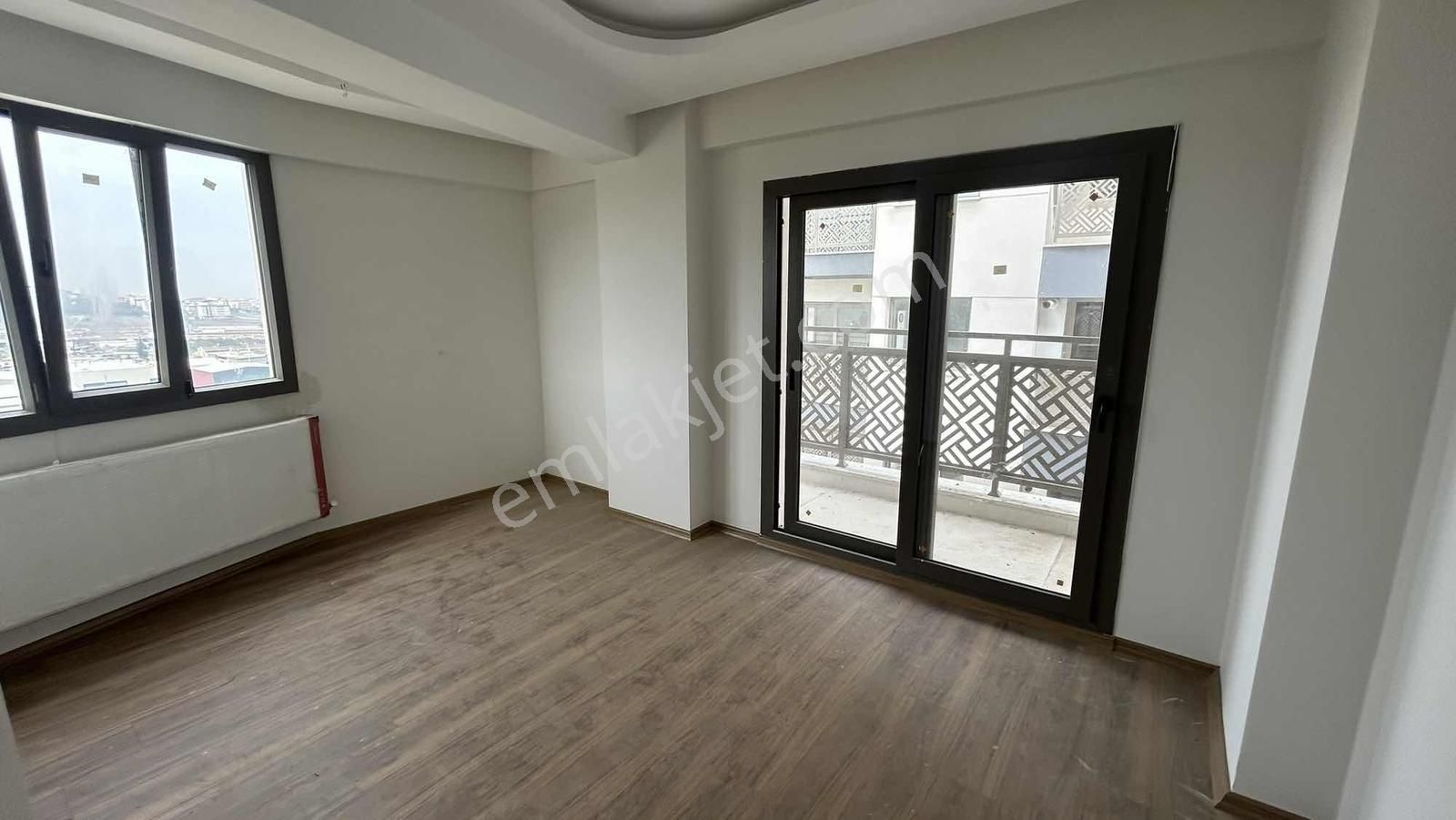 Ergenekon Mahallesinde Satılık 2+1 Daire - Görsel 3