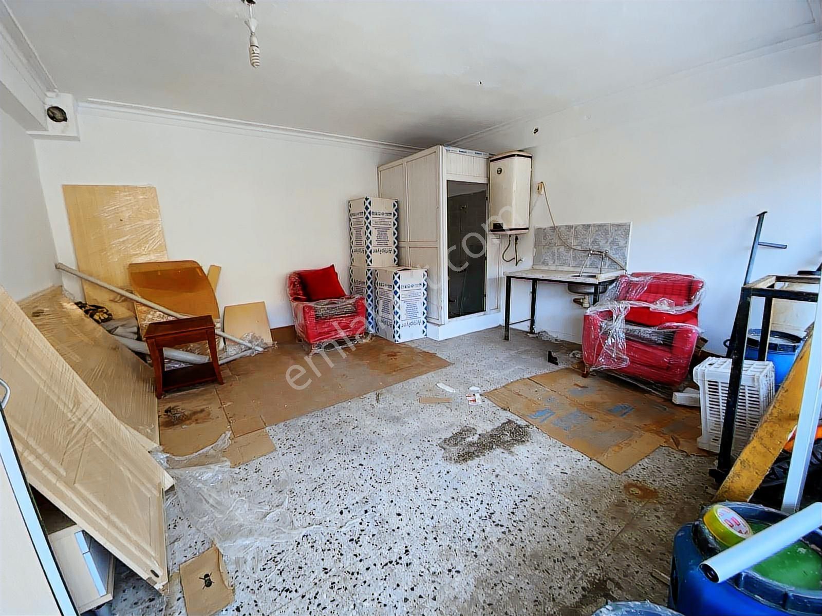 Gökçeada Merkezde Kiralık İş Yeri Ofis İçin İdeal - Görsel 18