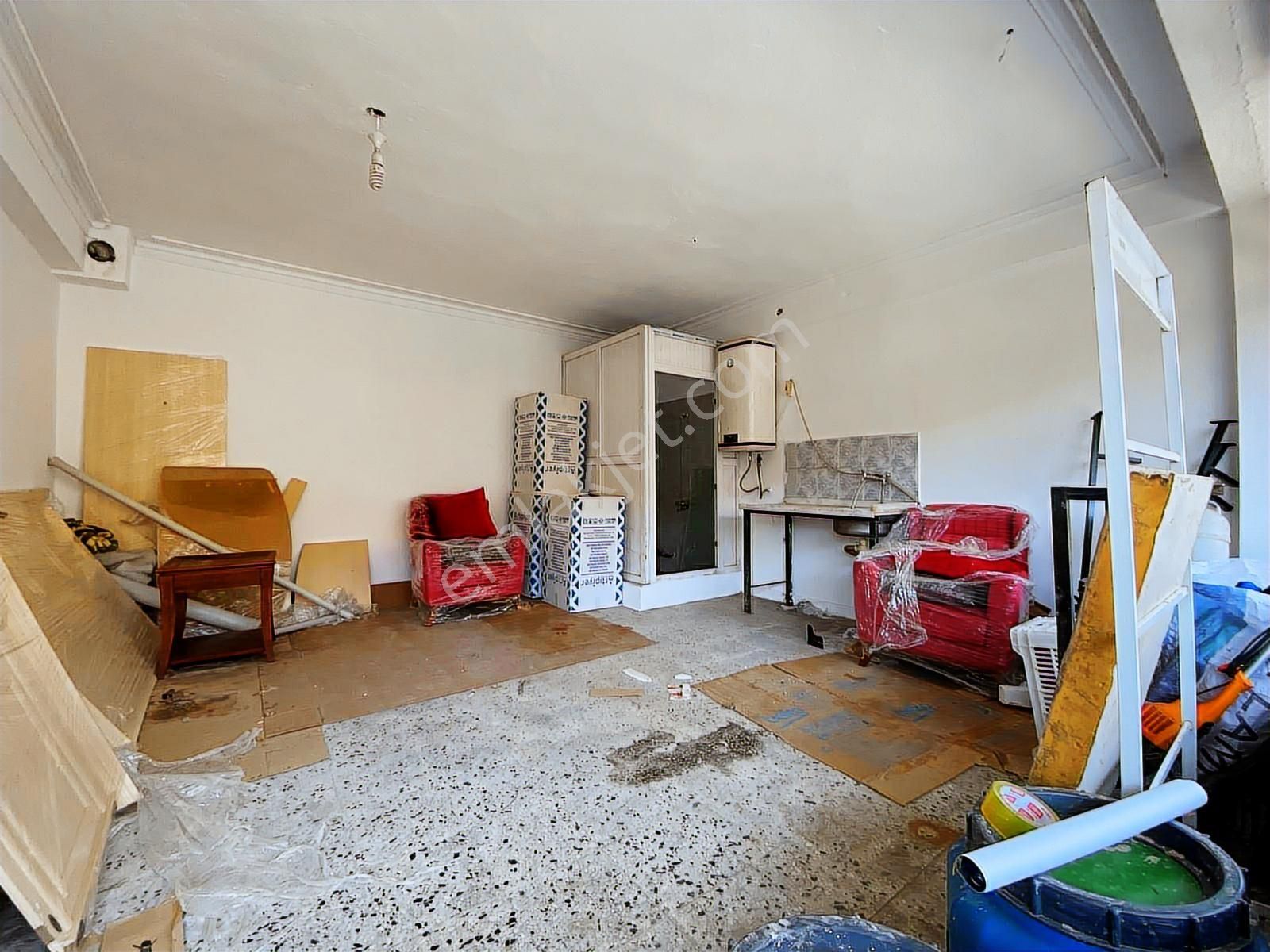 Gökçeada Merkezde Kiralık İş Yeri Ofis İçin İdeal - Görsel 17