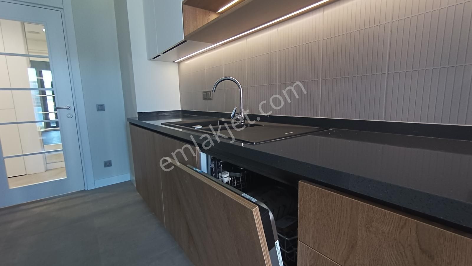 Arkatlı Evleri Avm Yanı 118 M2 2+1 Kapalı Mutfak Satılık Daire - Görsel 5