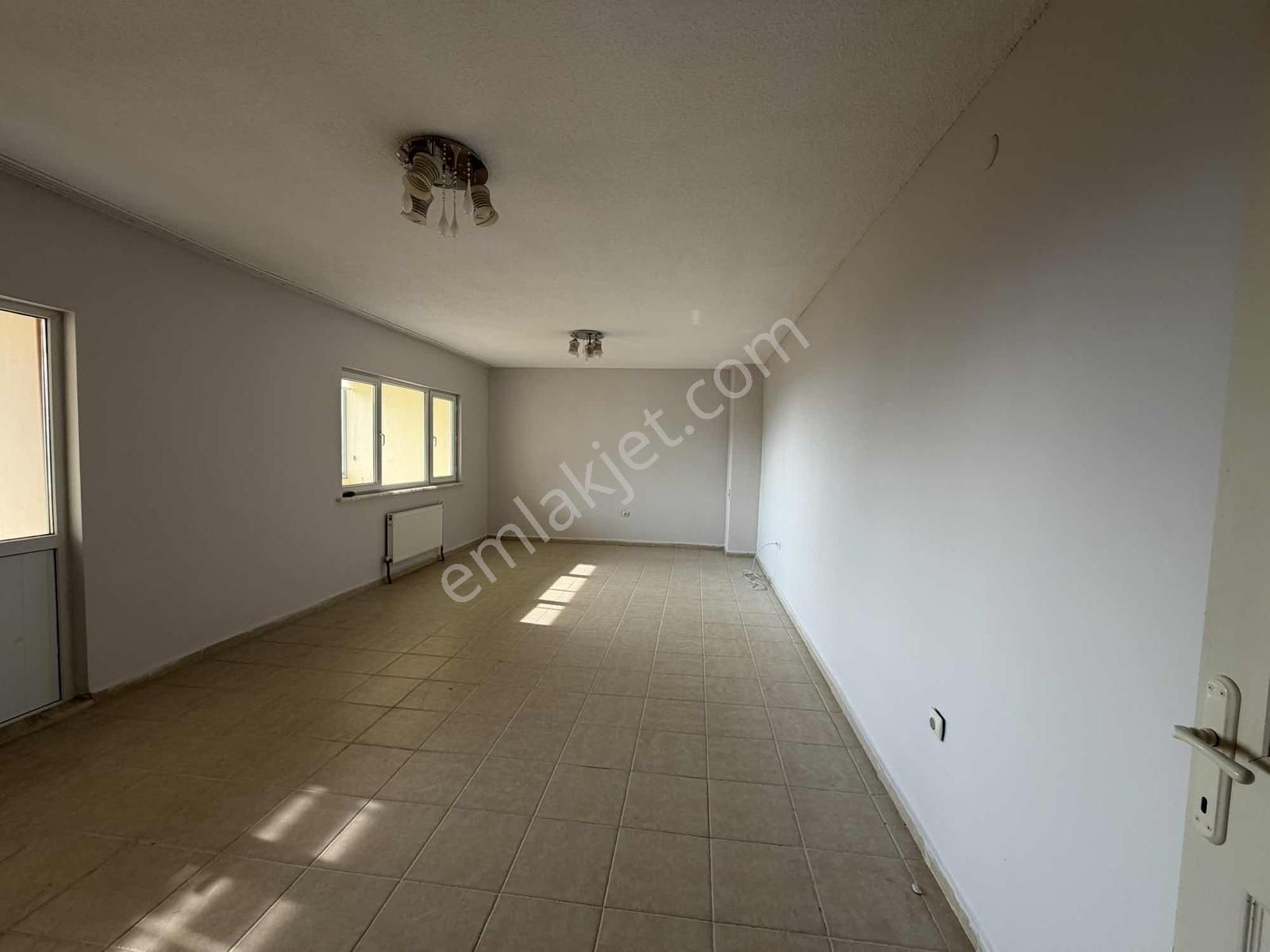 Şambayat Tokide Kombili Cam Balkonlu 3+1 K.mutfak Kiralık Daire - Görsel 16