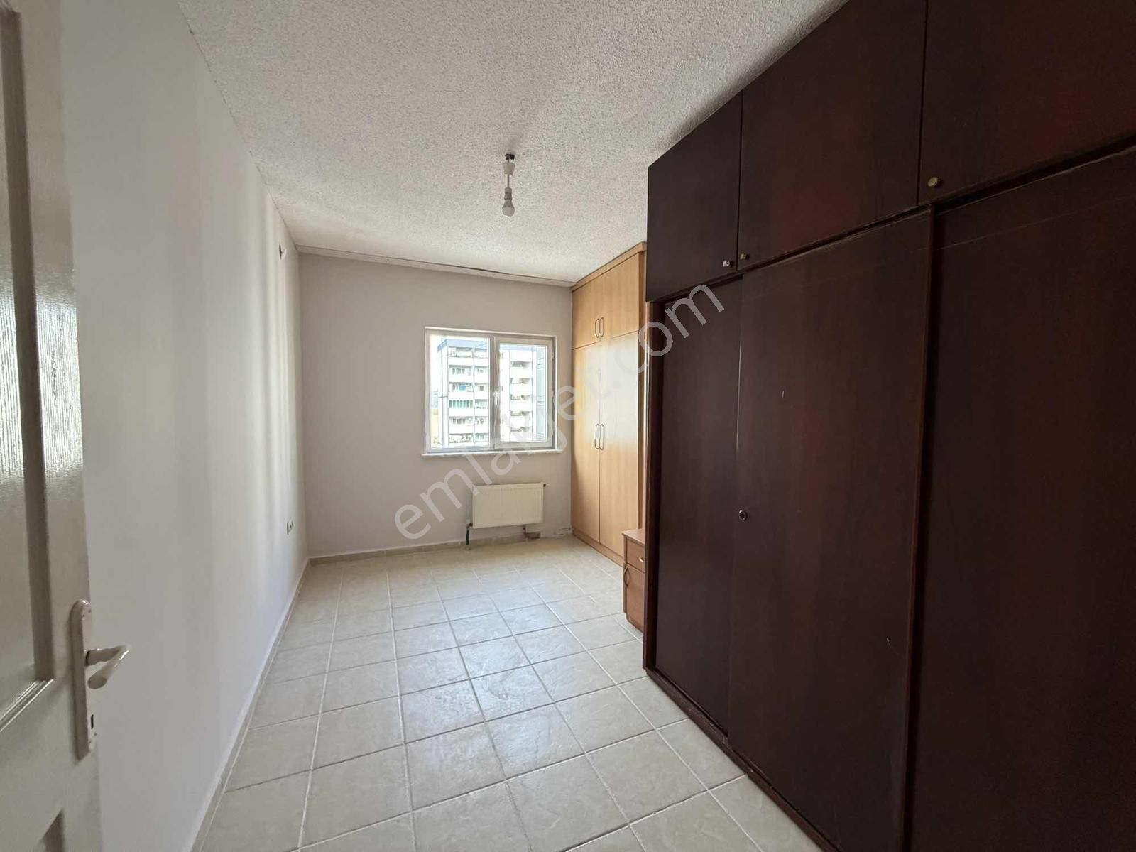 Şambayat Tokide Kombili Cam Balkonlu 3+1 K.mutfak Kiralık Daire - Görsel 10