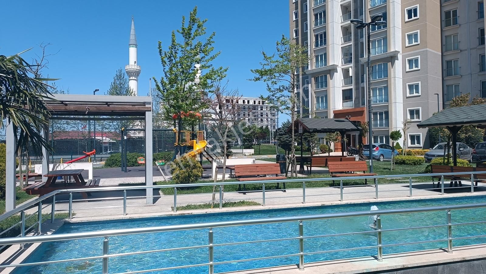 Vaditepe 4. Bölge C Kapısı Peyzaj Cephe Satılık Boş 2+1 Daire