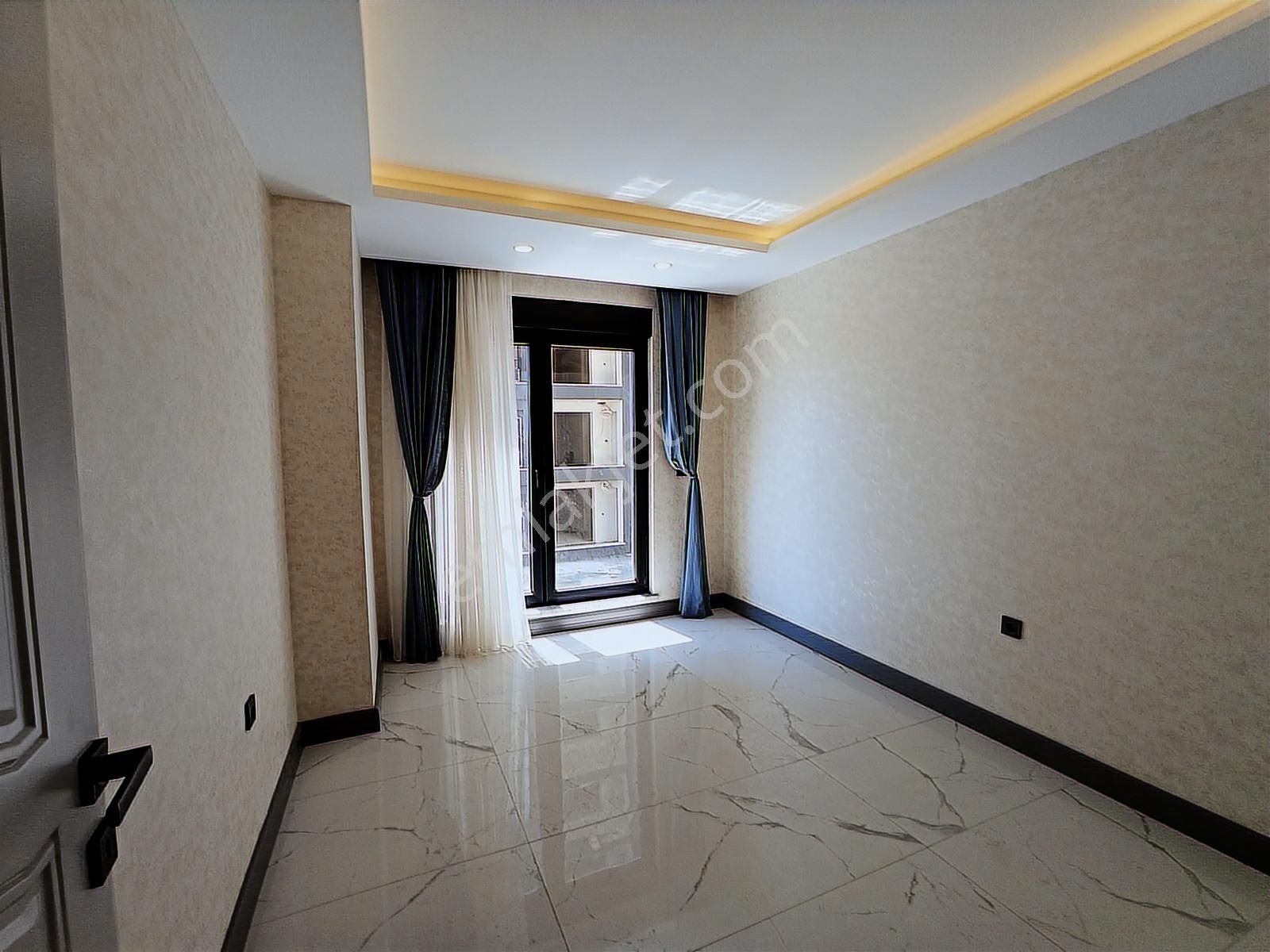 Milsapark 1.etap Geniş Ferah 200 M2 4+1 Boş Satılık Lüks Daire - Görsel 6