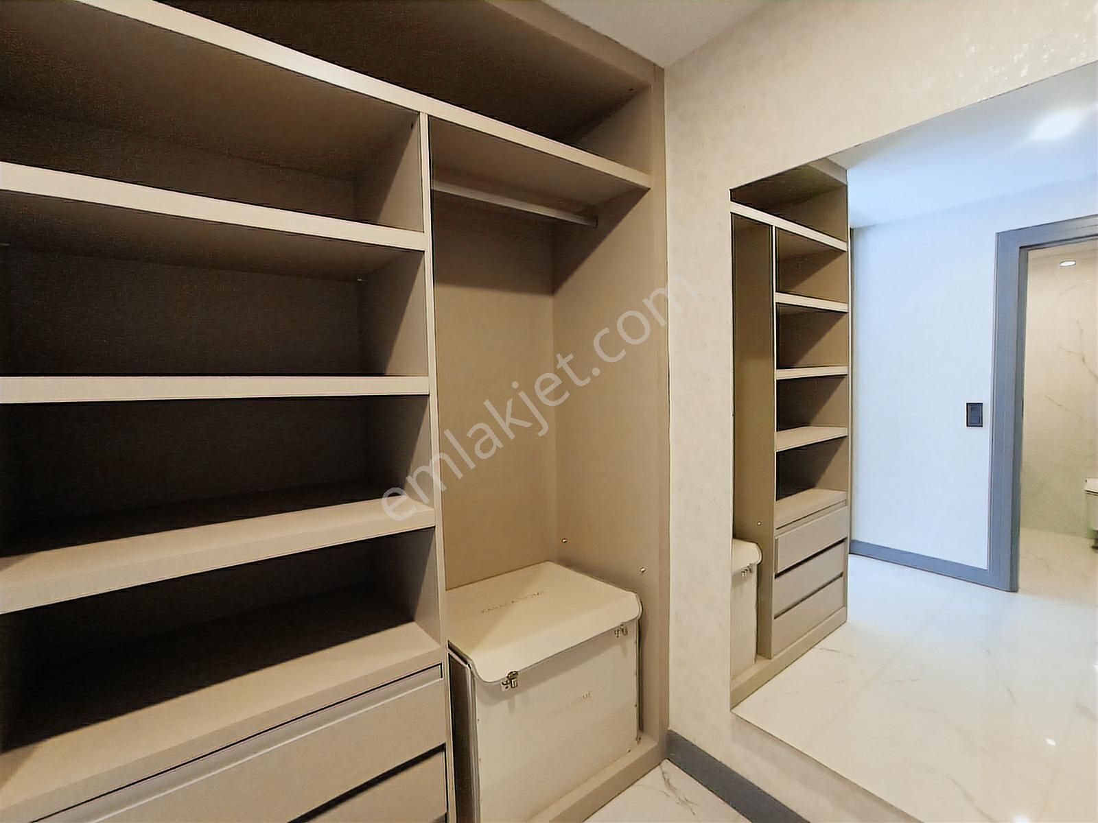 Milsapark 1.etap Geniş Ferah 200 M2 4+1 Boş Satılık Lüks Daire - Görsel 9