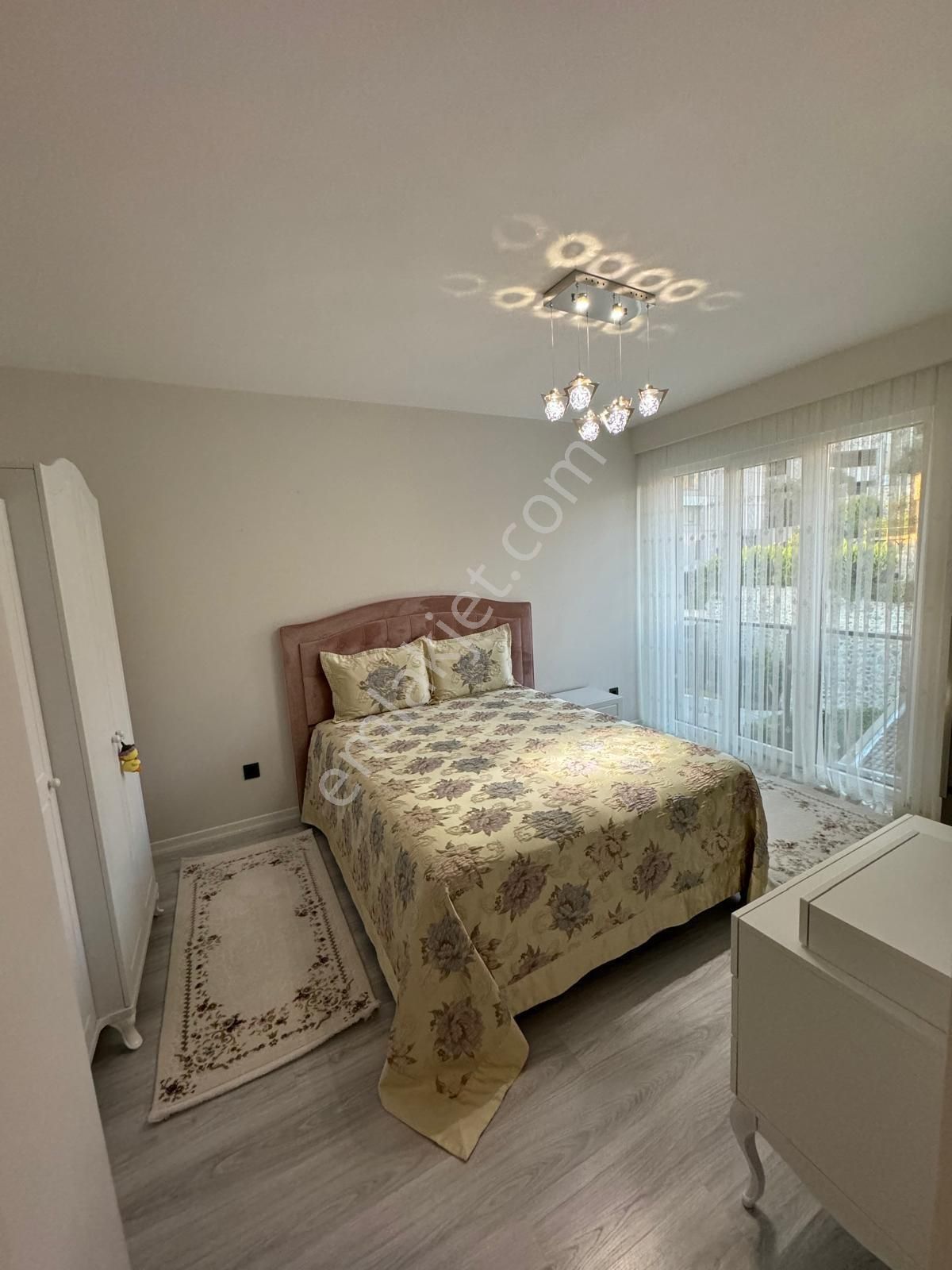 Bahçeşehir Konakları 1. Etap Kısa Katlı Blokta 4+1 Satılık Daire - Görsel 24