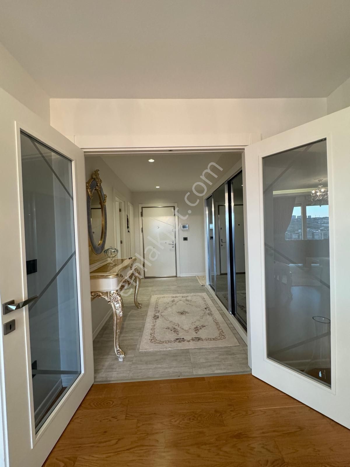 Bahçeşehir Konakları 1. Etap Kısa Katlı Blokta 4+1 Satılık Daire - Görsel 10