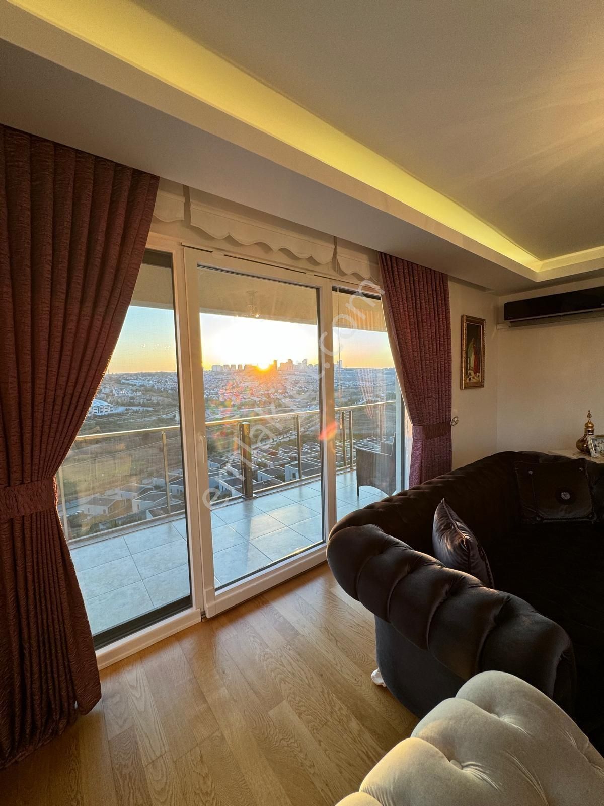 Bahçeşehir Konakları 1. Etap Kısa Katlı Blokta 4+1 Satılık Daire - Görsel 4