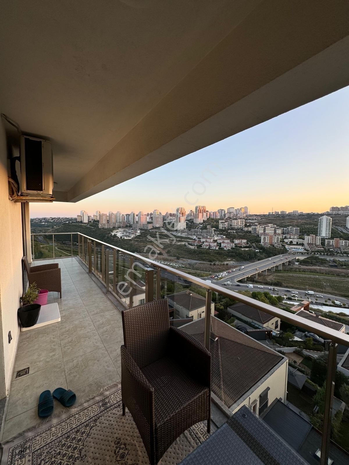 Bahçeşehir Konakları 1. Etap Kısa Katlı Blokta 4+1 Satılık Daire - Görsel 2