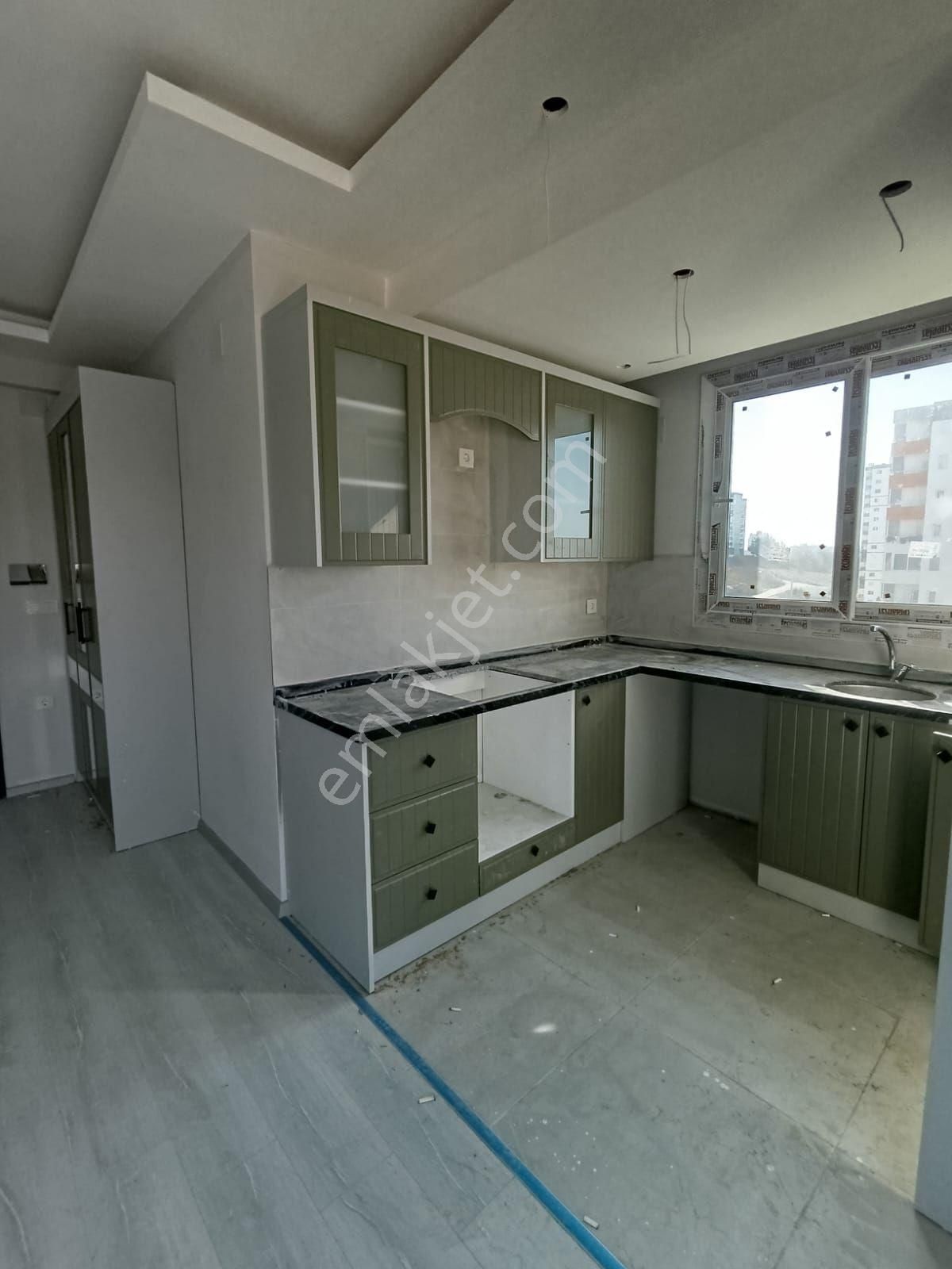 Çınarlı'da 2+1 Hasarsız Lüks Kiralık Daireler - Görsel 9