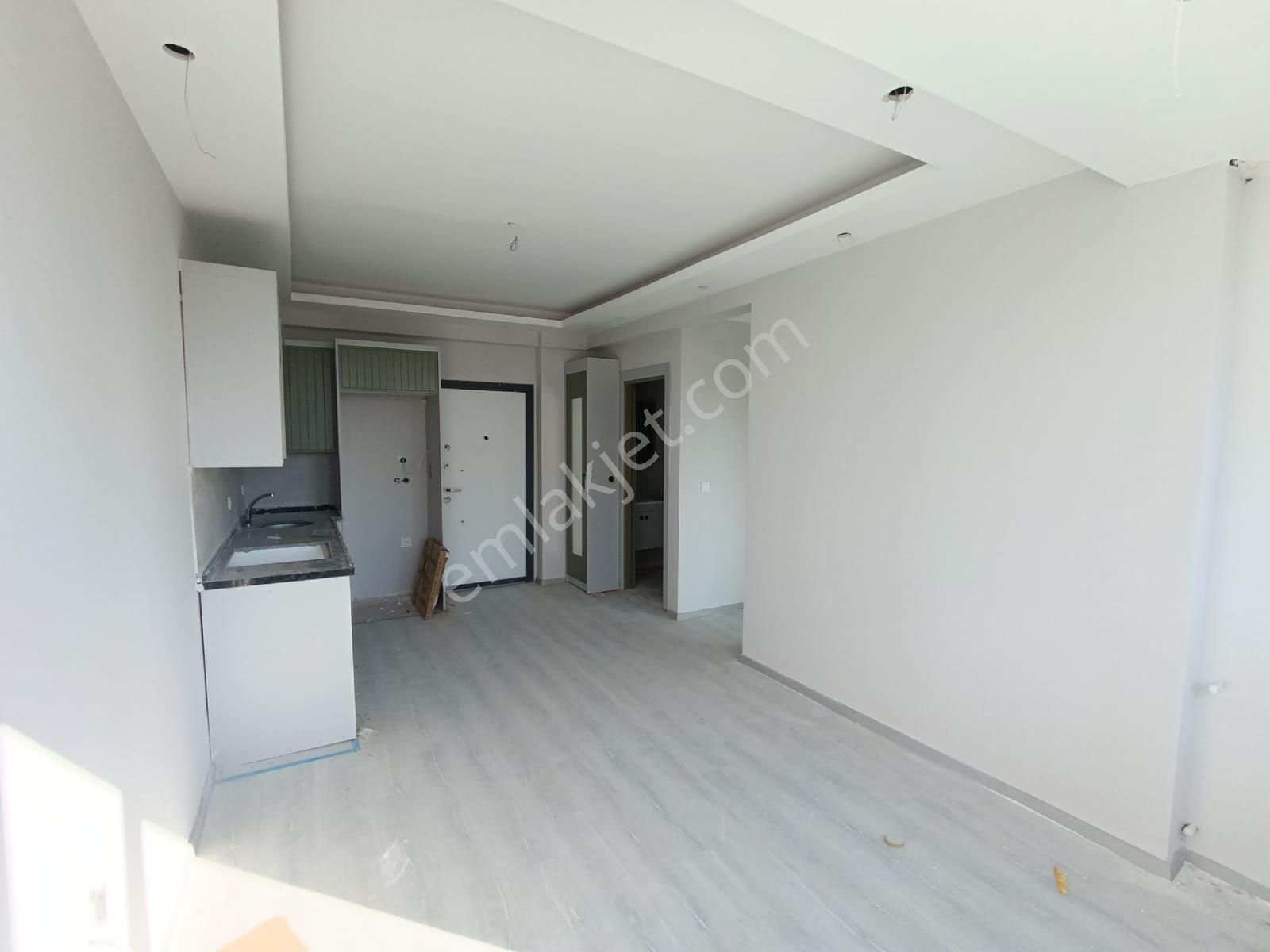 Çınarlı'da 2+1 Hasarsız Lüks Kiralık Daireler - Görsel 20