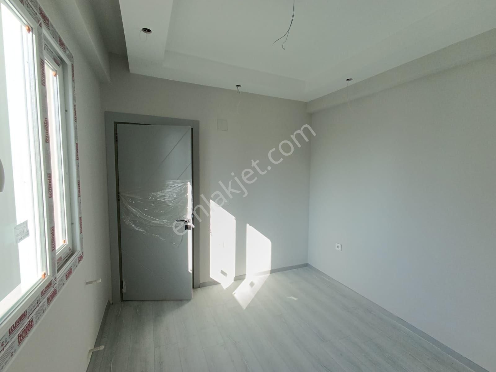 Çınarlı'da 2+1 Hasarsız Lüks Kiralık Daireler - Görsel 24