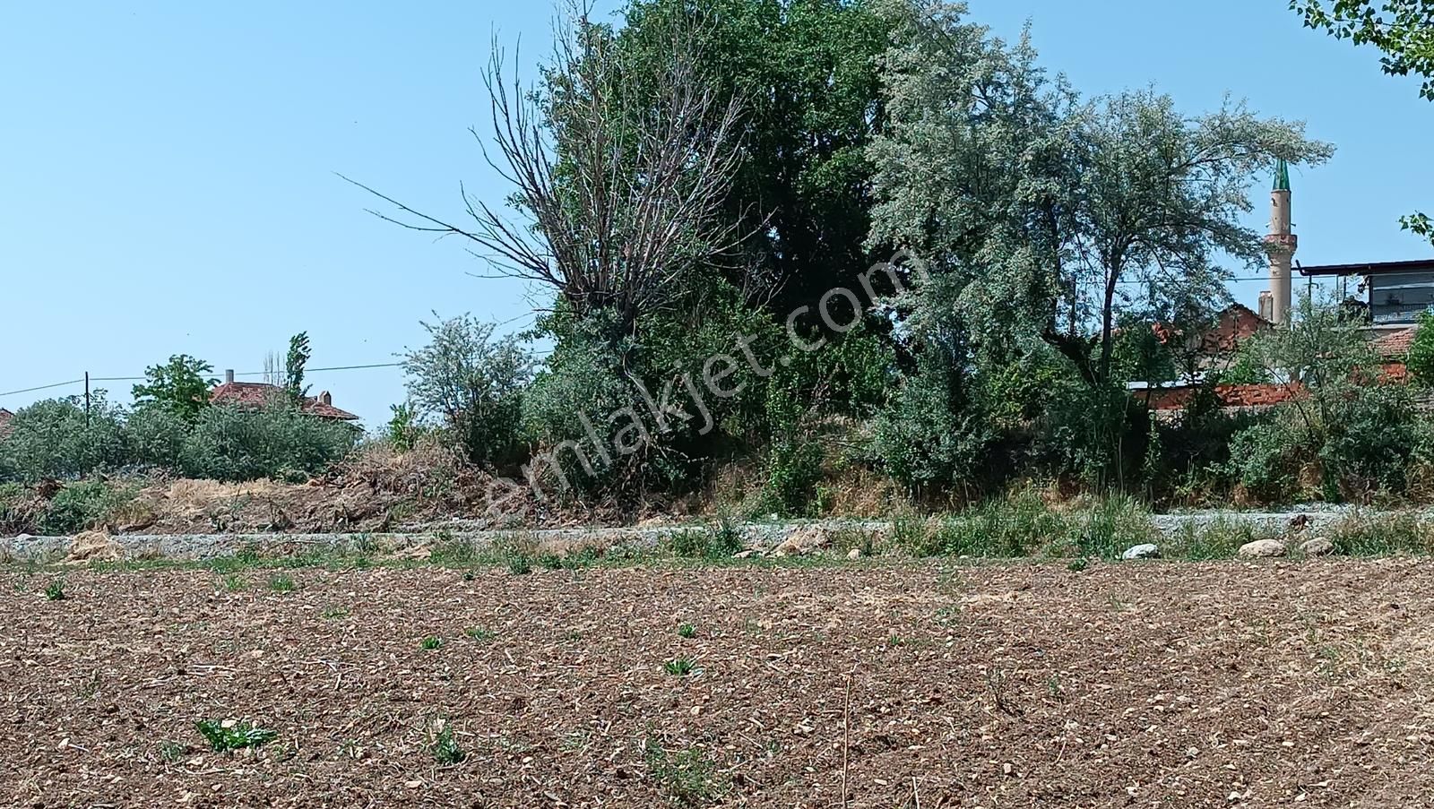 Yalvaç Kurusarı Yeşillikler İçerisinde İmarlı 520m2 Satılık Arsa - Görsel 22