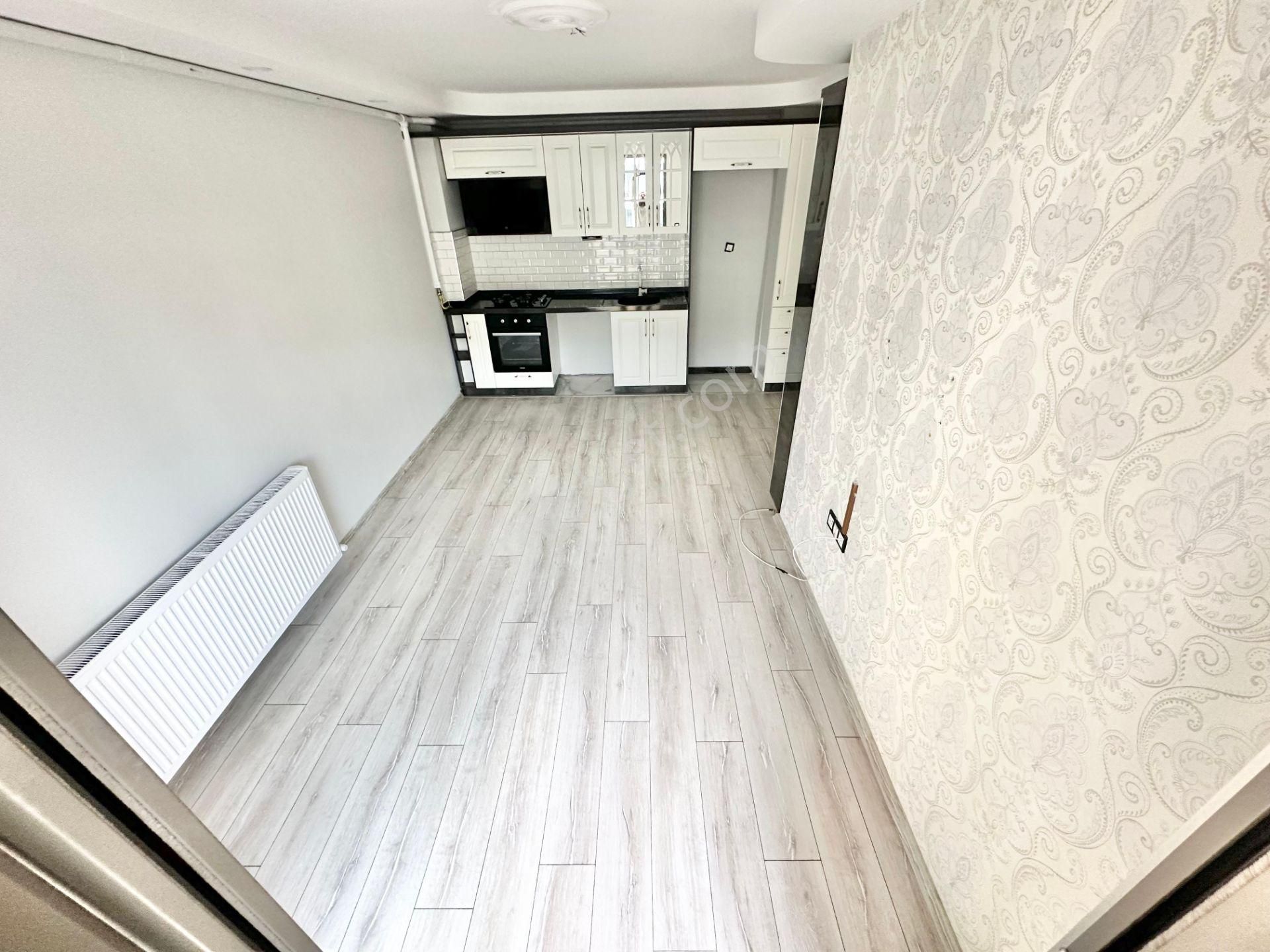 ꧁ay Emlaktan꧂akçay'da Kapalı Otoparklı Kombili Denize Yakın Asansörlü Satılık 2+1 Daire - Görsel 9