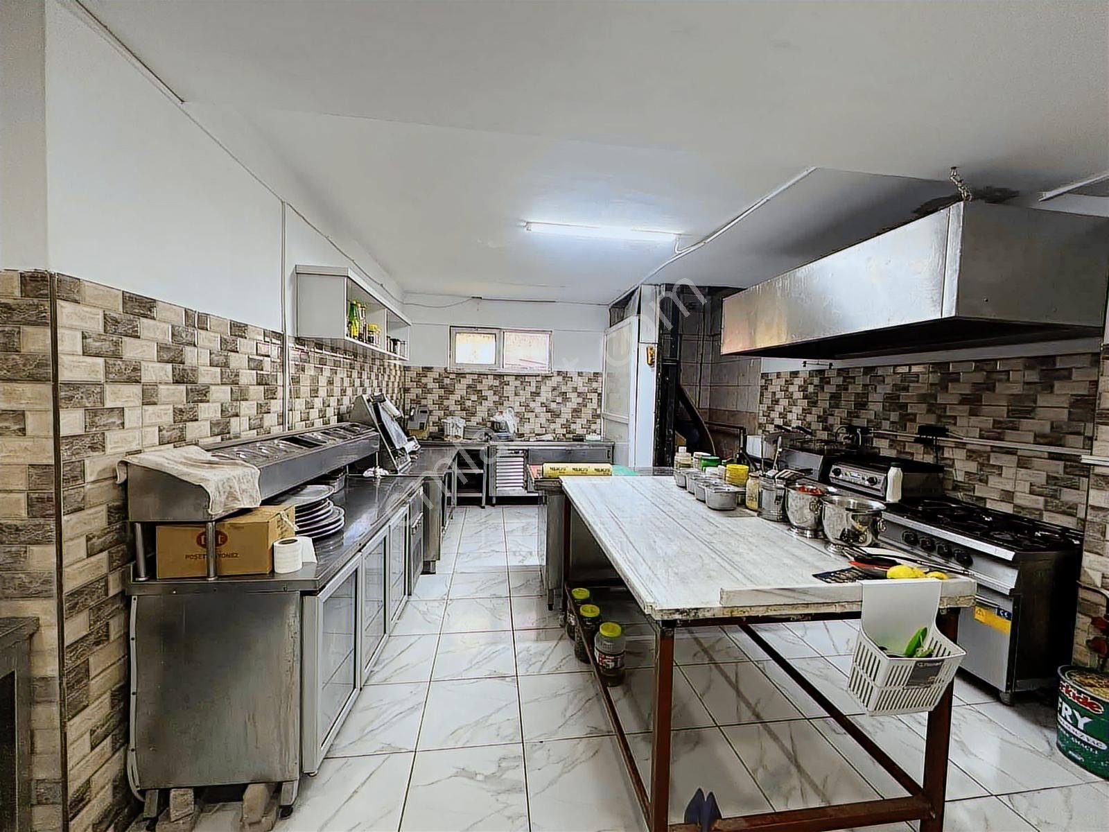 Tur-beylerden Okullar Bölgesinde Devren Pizza Kafe - Görsel 10