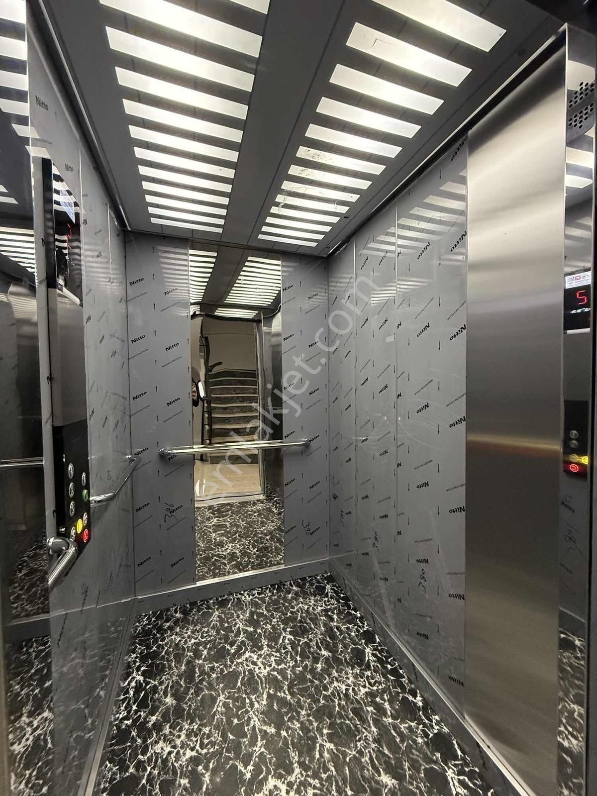 Bağlarbaşı Mh. Merkeze Yakın 2+1 95m² Asansörlü Lüks Daire - Görsel 13