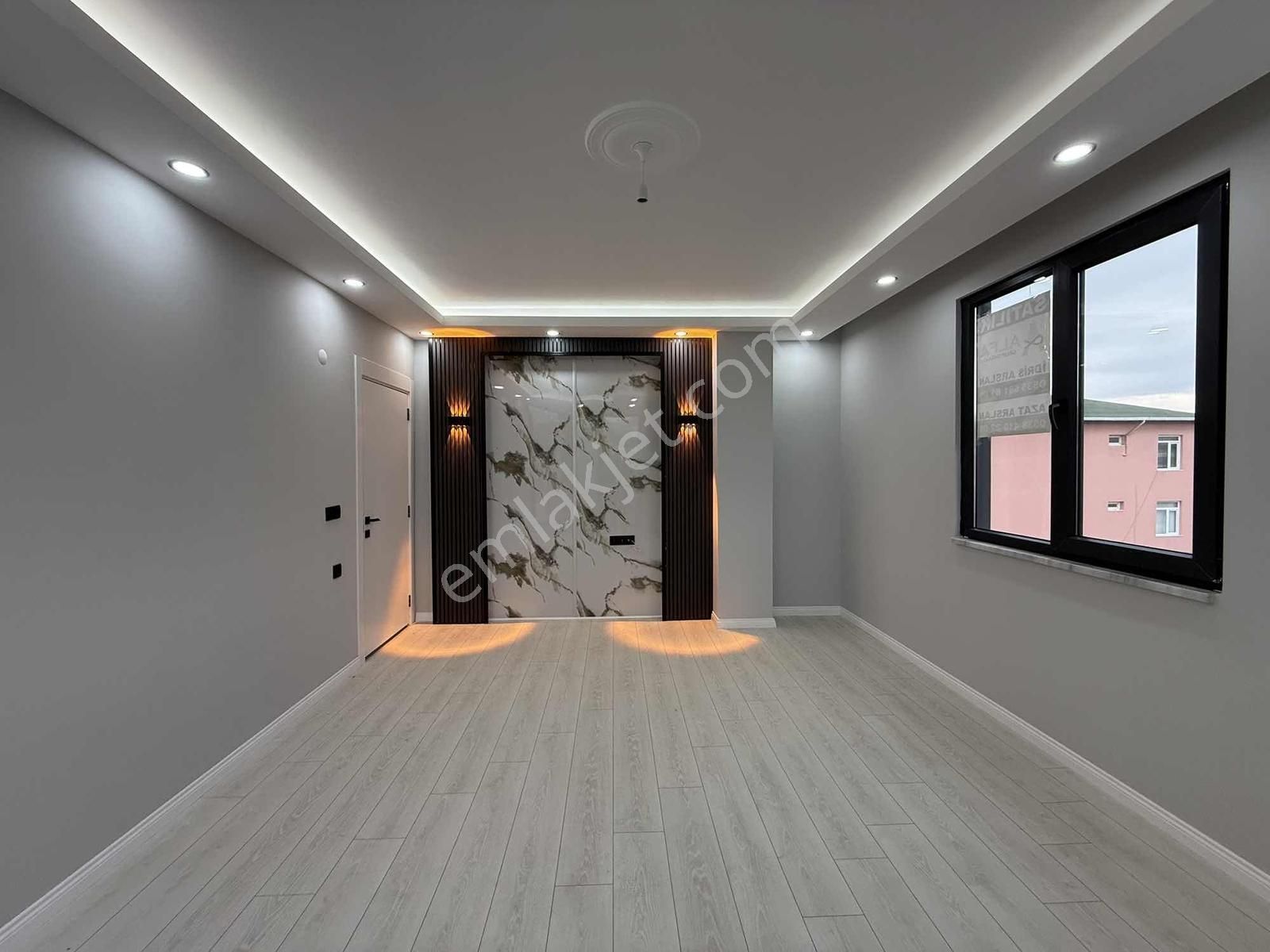 Bağlarbaşı Mh. Merkeze Yakın 2+1 95m² Asansörlü Lüks Daire