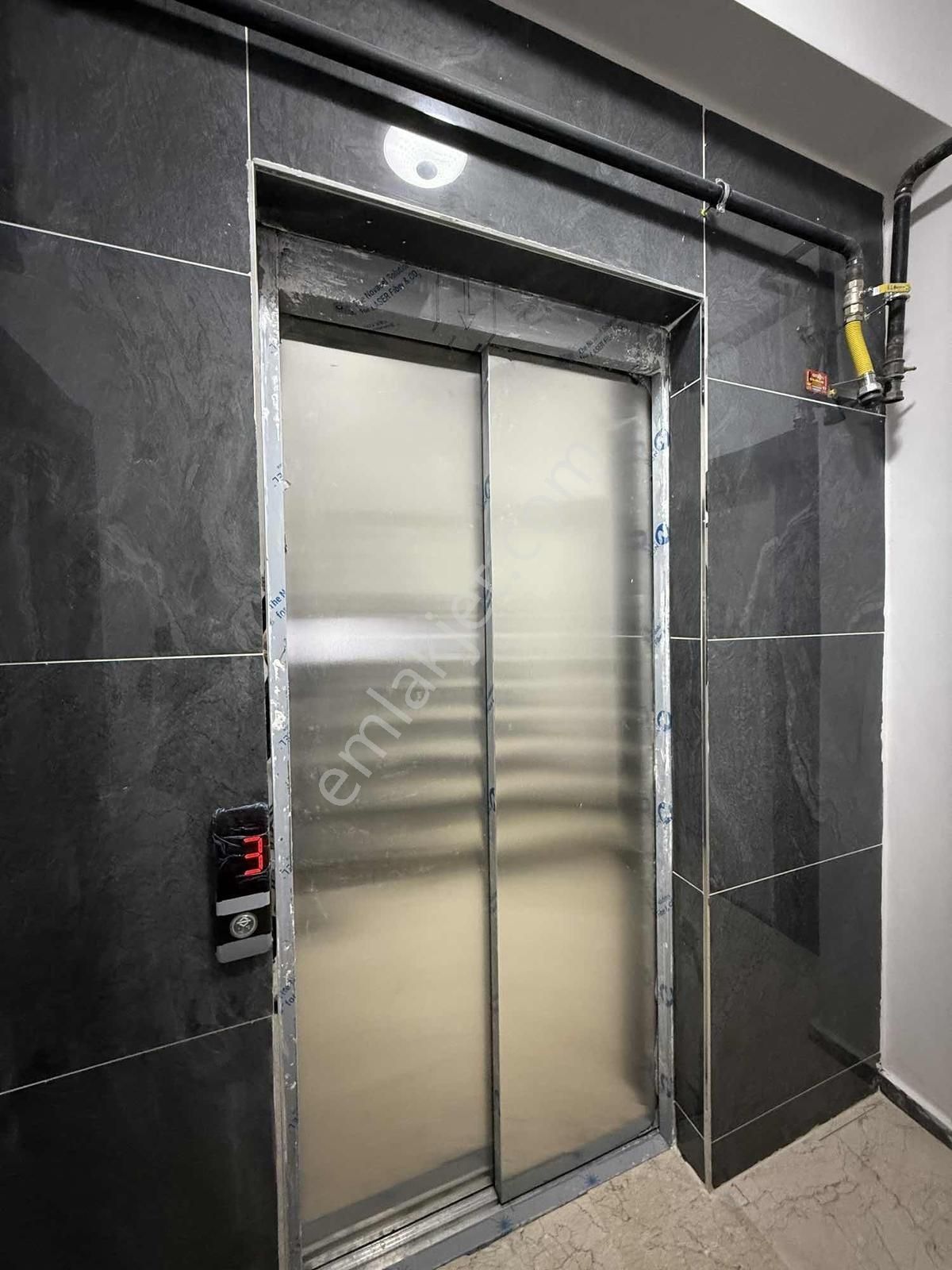 Bağlarbaşı Mh. Merkeze Yakın 2+1 95m² Asansörlü Lüks Daire - Görsel 23