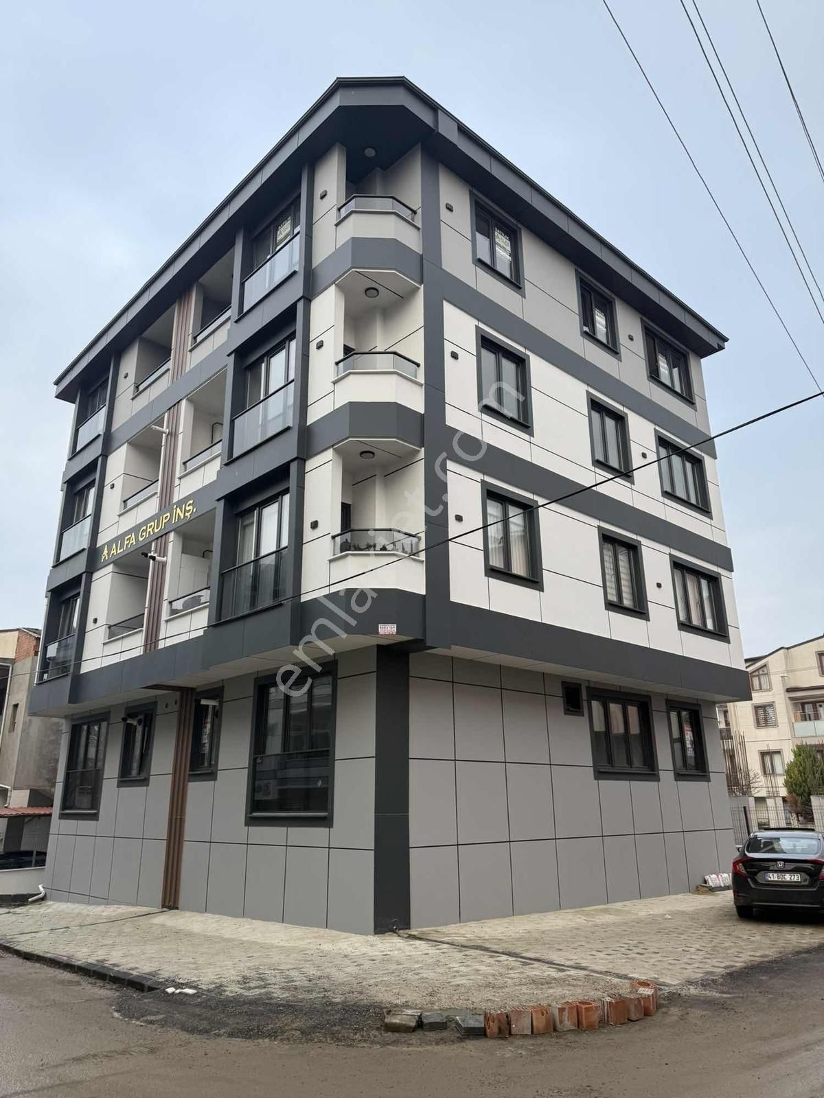 Bağlarbaşı Mh. Merkeze Yakın 2+1 95m² Asansörlü Lüks Daire - Görsel 24