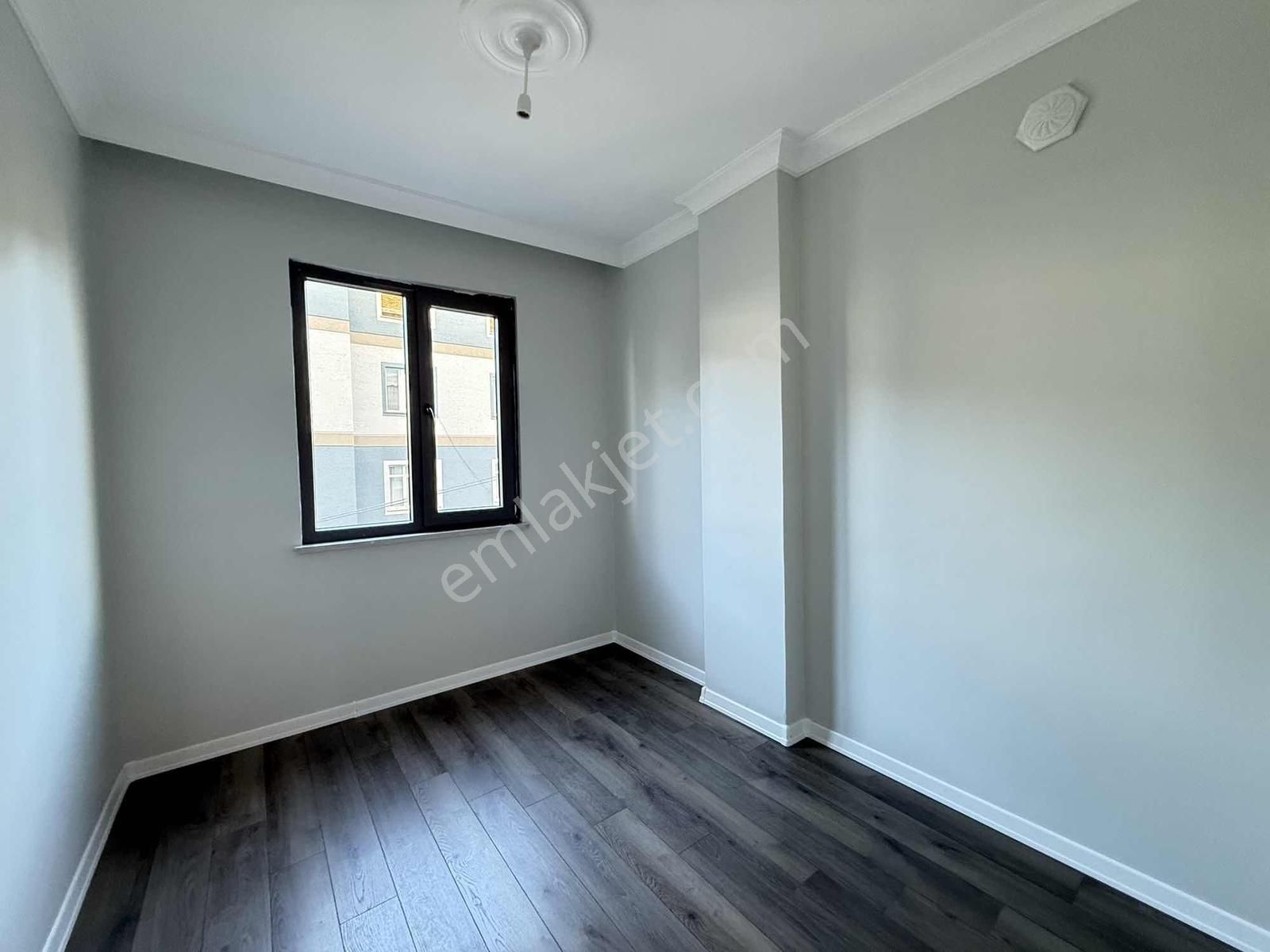 Konum Emlaktan Fevzi Çakmak Mh. İstasyon Cd. Cephe 2+1 Ara Kat - Görsel 25