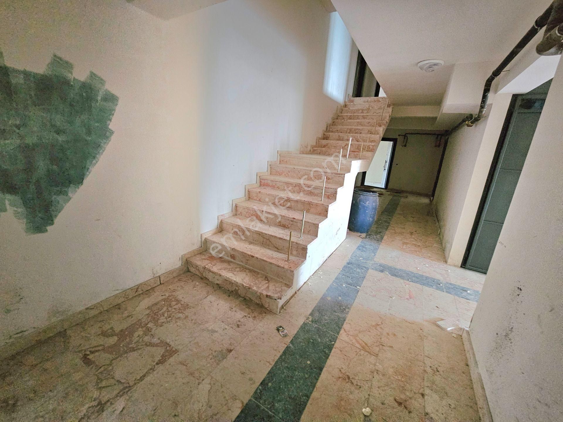 Hak Emlaktan Derelitütüncü Mahallesinde Satılık 2+1 Fırsat Daire - Görsel 9