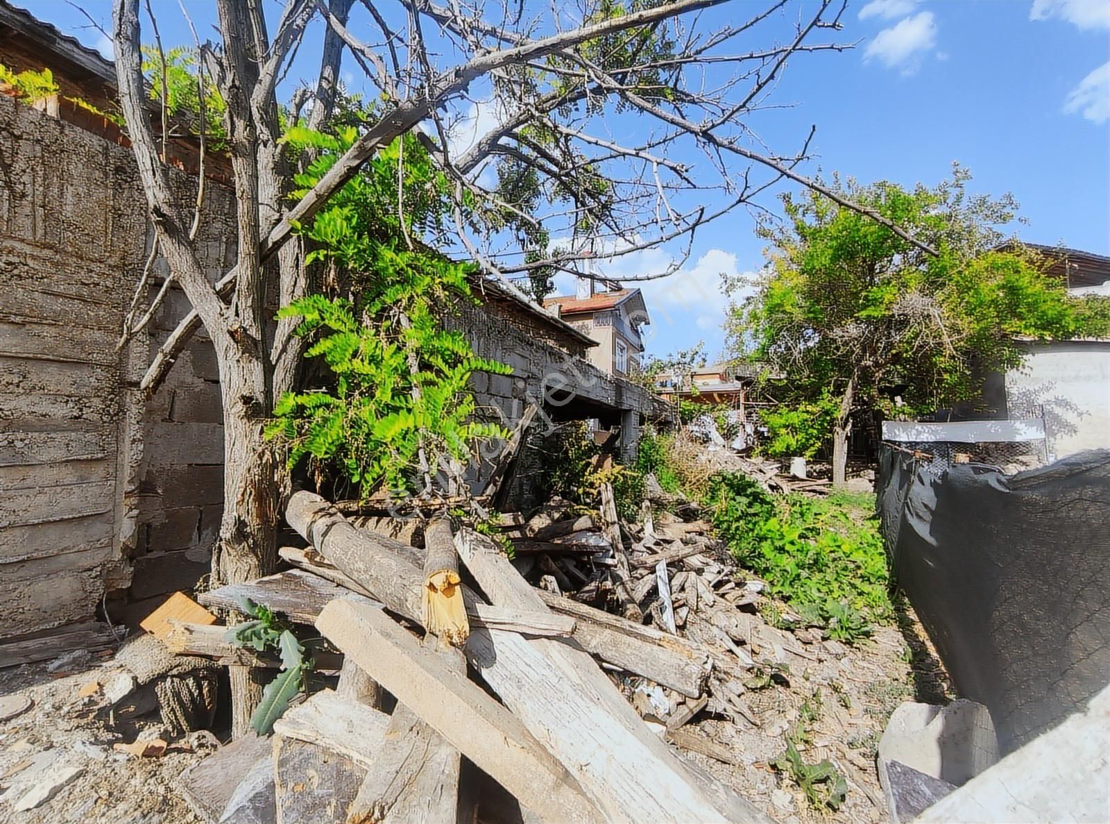 Özpınar ,dan Gevrekli Satılık Müstakil 2 Kat Taş Ev ,arsa 488 M2 - Görsel 8