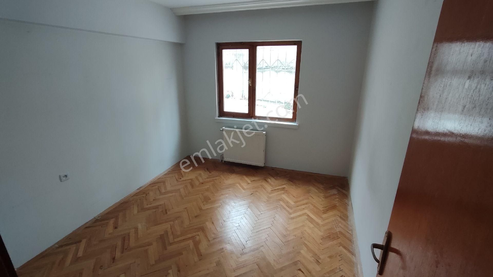 Atanora Vadiden Trt Panora Yakını 3 Cepheli Kombili Cadde Yakını Balkonlu Boş 3+1 - Görsel 10