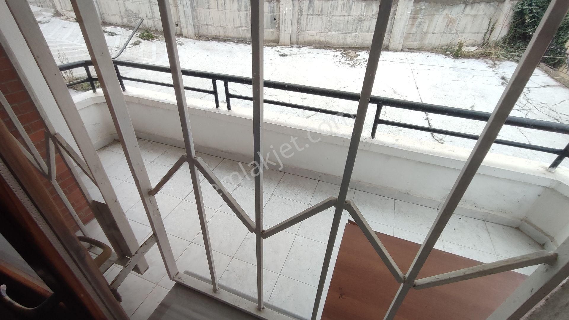 Atanora Vadiden Trt Panora Yakını 3 Cepheli Kombili Cadde Yakını Balkonlu Boş 3+1 - Görsel 15