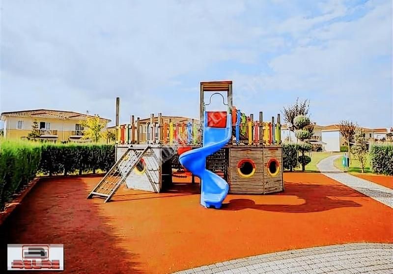 Atlas'tan Villam 3 Sitesi'nde Özel Bahçeli 3+1 180 M2 Boş Villa - Görsel 2