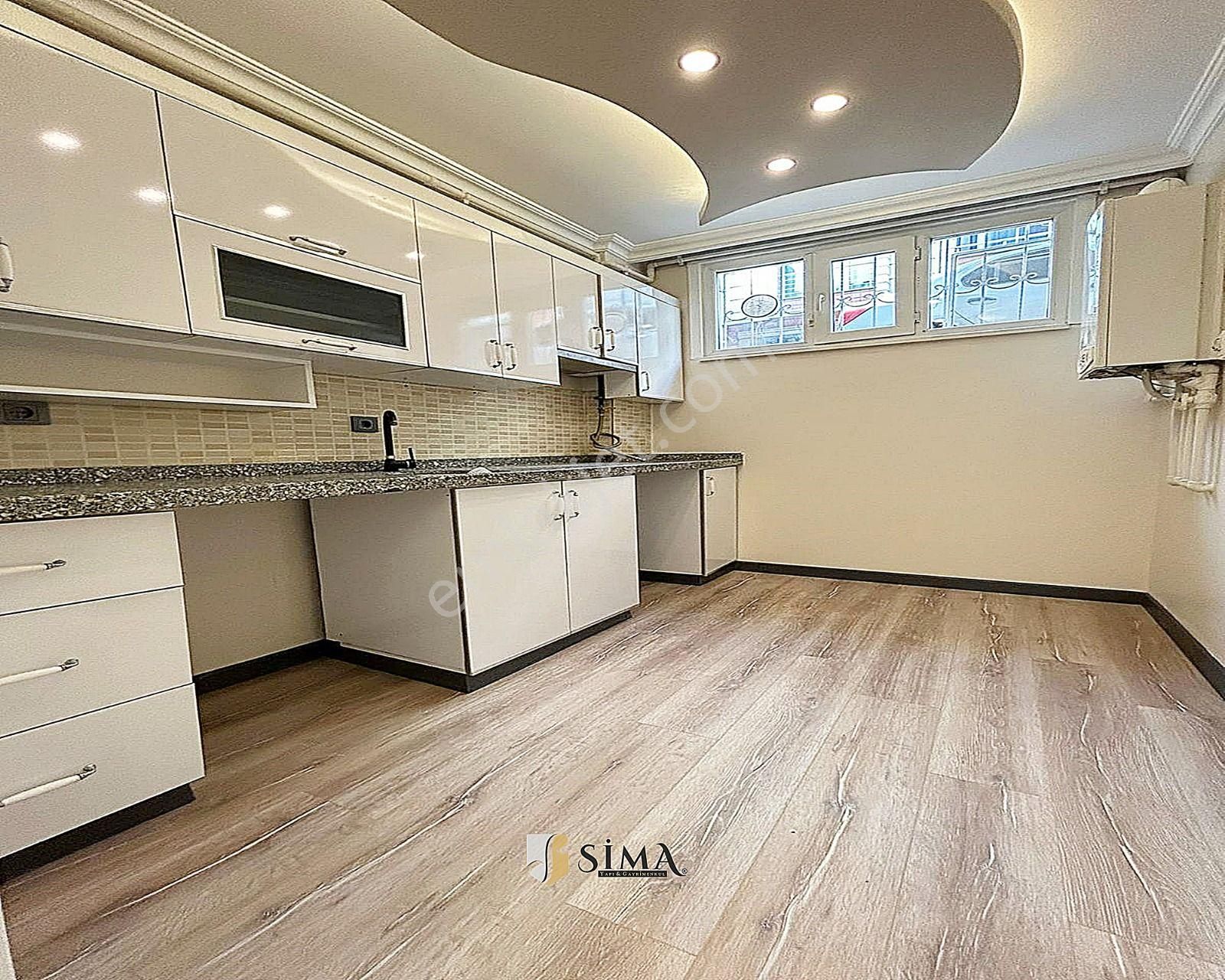 Metrobüse Yakın Krediye Uygun İskanlı Bahçe Kullanımlı Dekorlu 2+1 Satılık Daire - Görsel 18