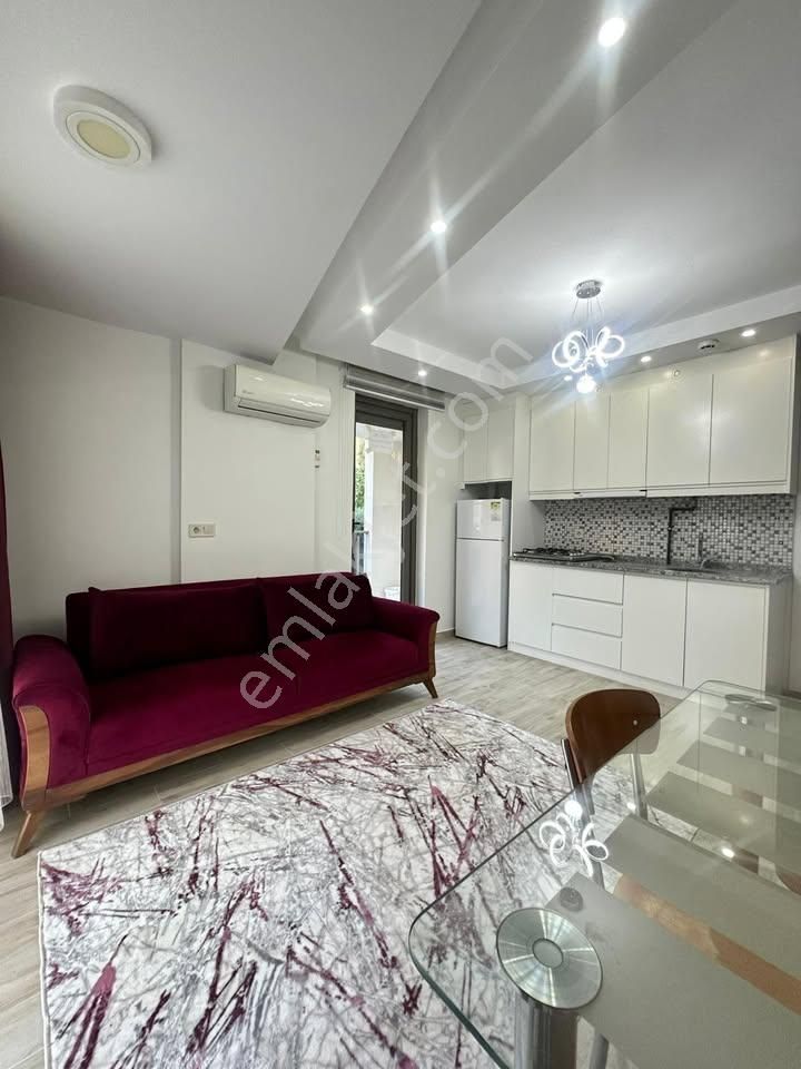 Zeytinköy Mahallesi Karakaya Avm Yakını1+1 Satılık Apart A38