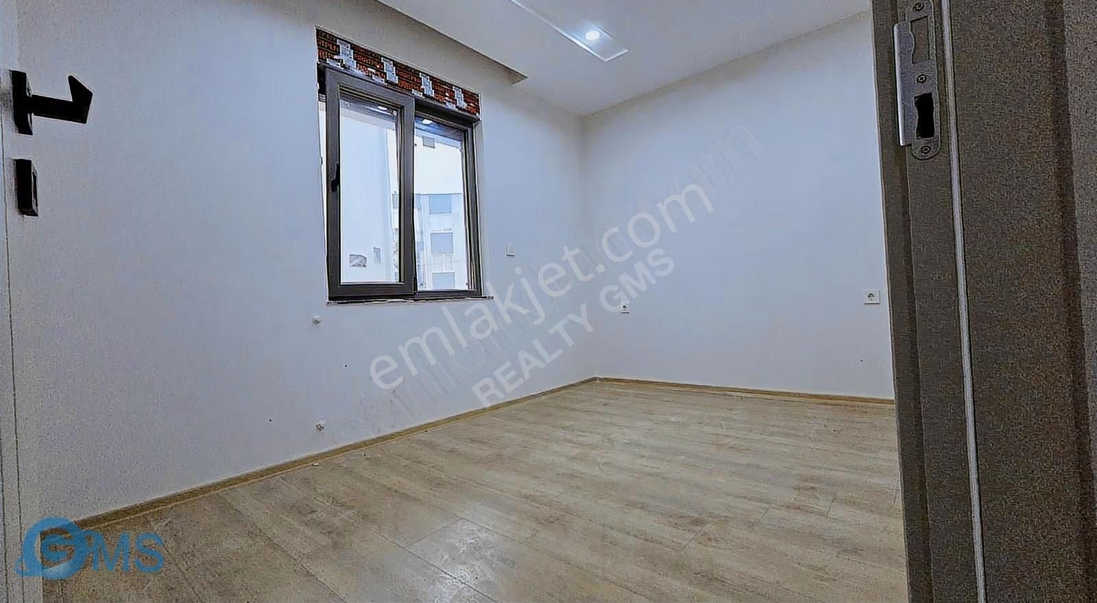 Şelale Mahallesinde Giriş Kat 1+1 70m² Ayrı Mutfaklı Fırsat - Görsel 6