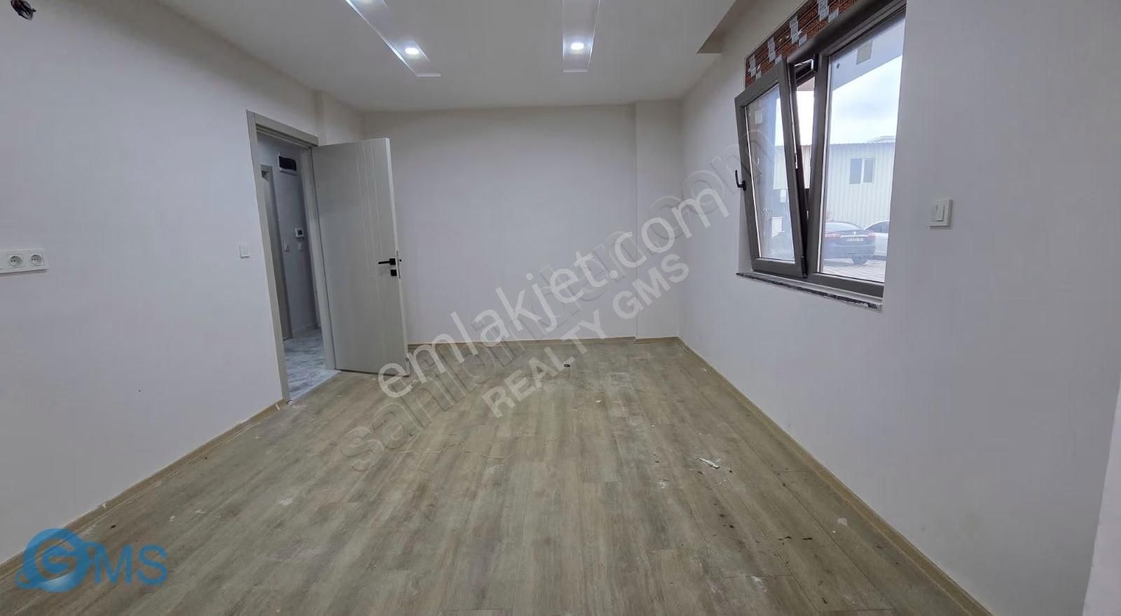 Şelale Mahallesinde Giriş Kat 1+1 70m² Ayrı Mutfaklı Fırsat - Görsel 2