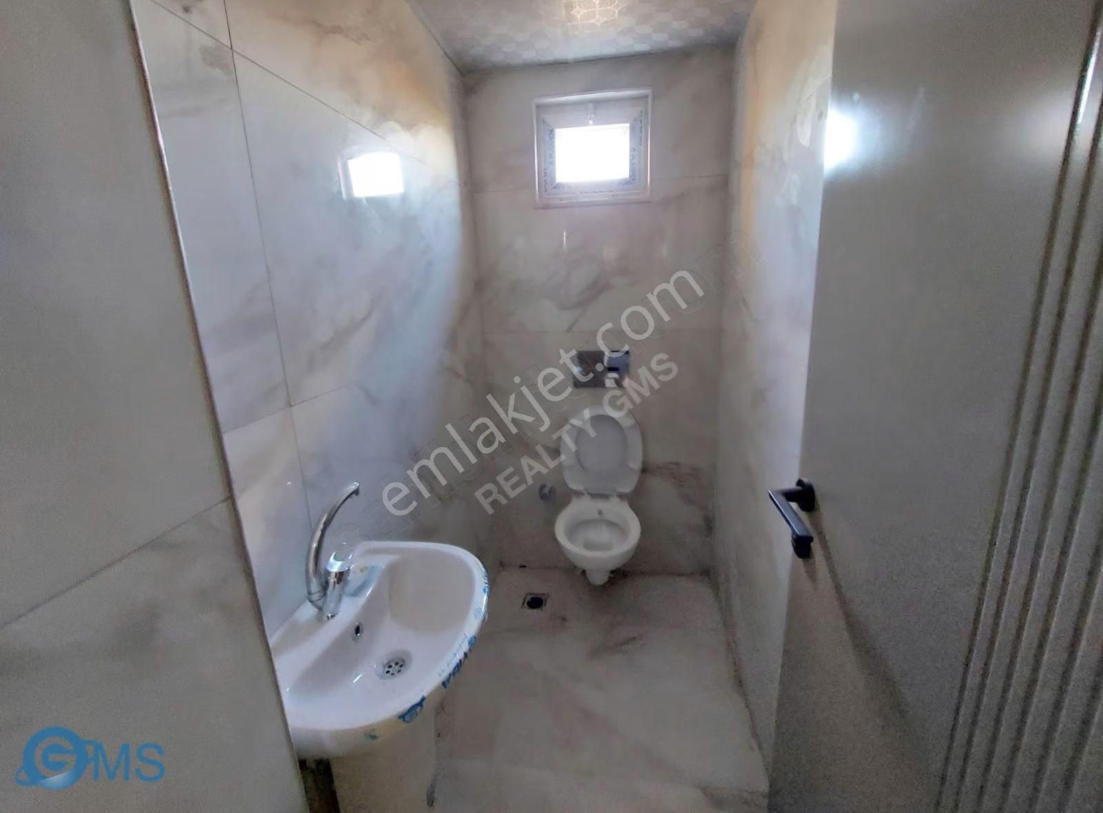 Şelale Mahallesinde 4.katta Asansörlü 2+1 90m² Fırsat - Görsel 2