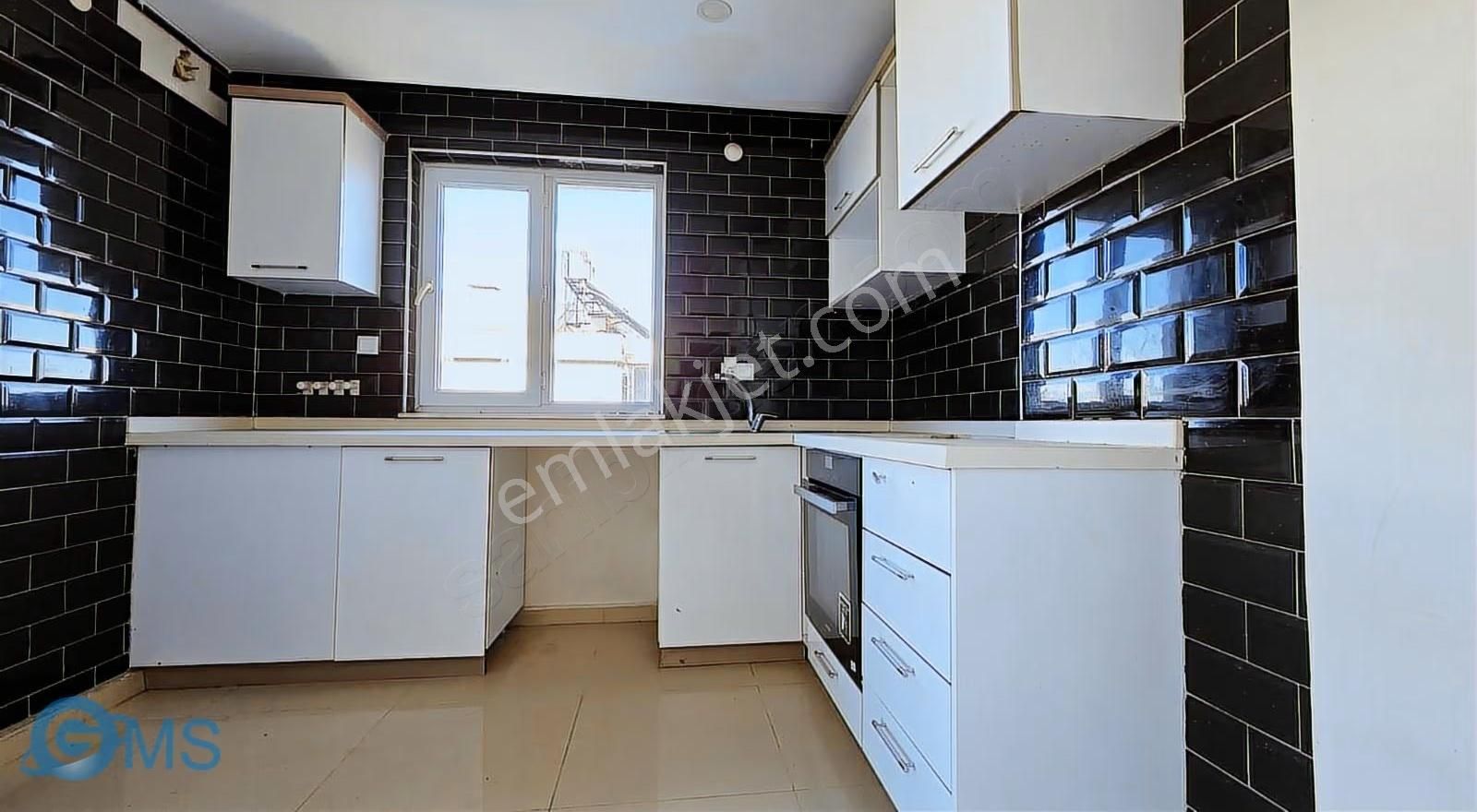Göksu Mahallesinde 6.katta Asansörlü 2+1 85m² Kiralık Daire - Görsel 21