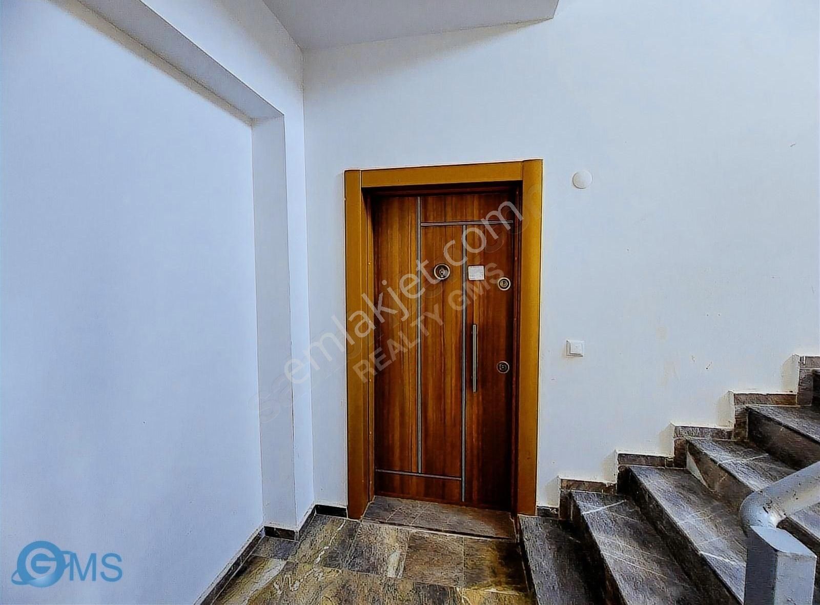 Menderes Mahallesinde 1.katta 2+1 90m² Kelepir Daire - Görsel 9