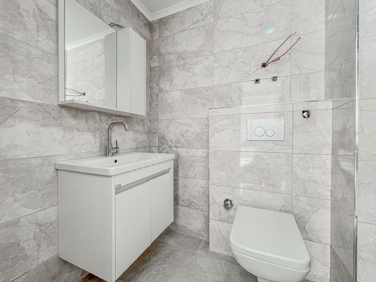Alanya Mahmutlar 1+1 55m2 Full Aktiviteli Yüksek Kat Daire - Görsel 15
