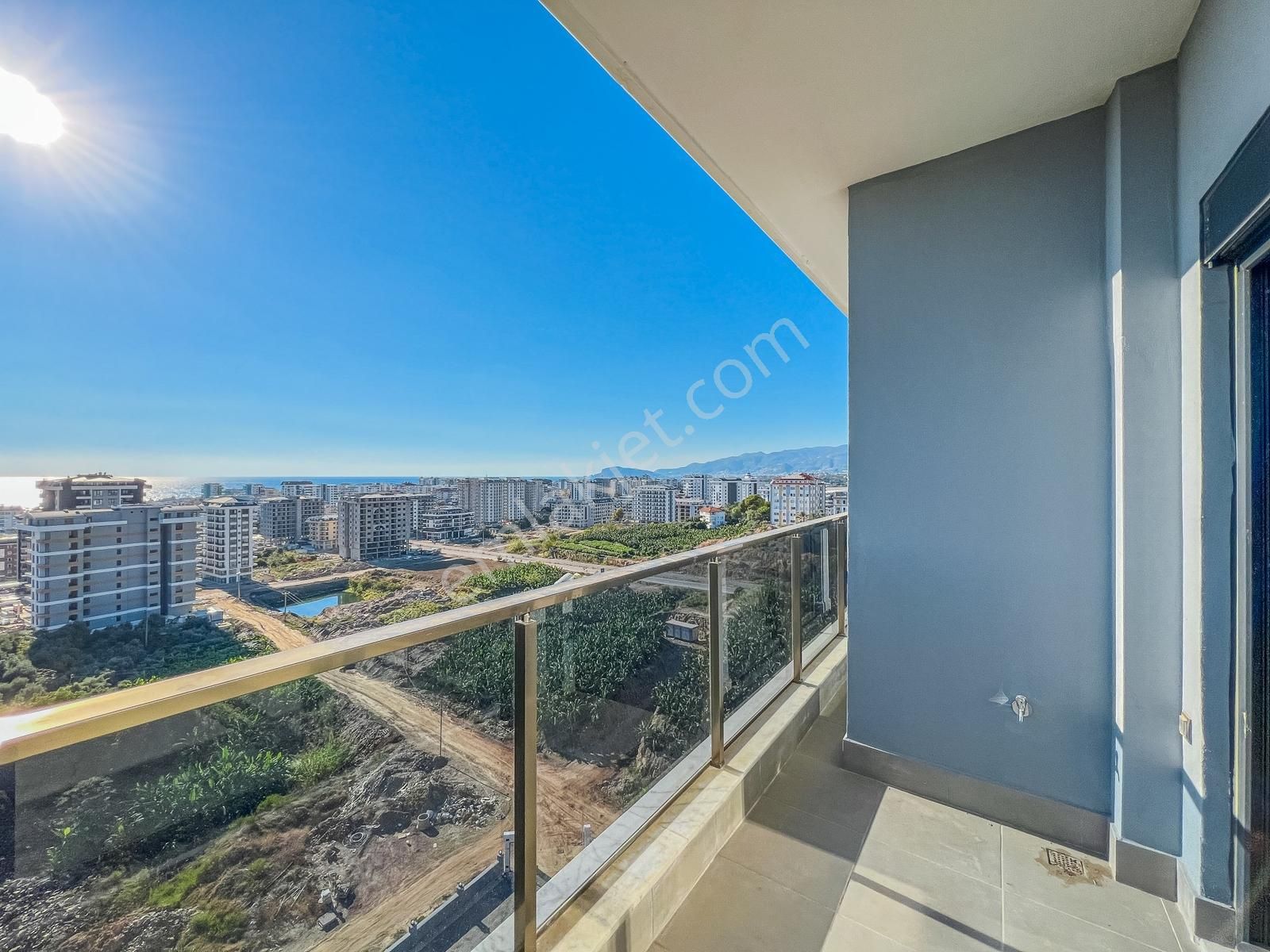 Alanya Mahmutlar 1+1 55m2 Full Aktiviteli Yüksek Kat Daire - Görsel 16