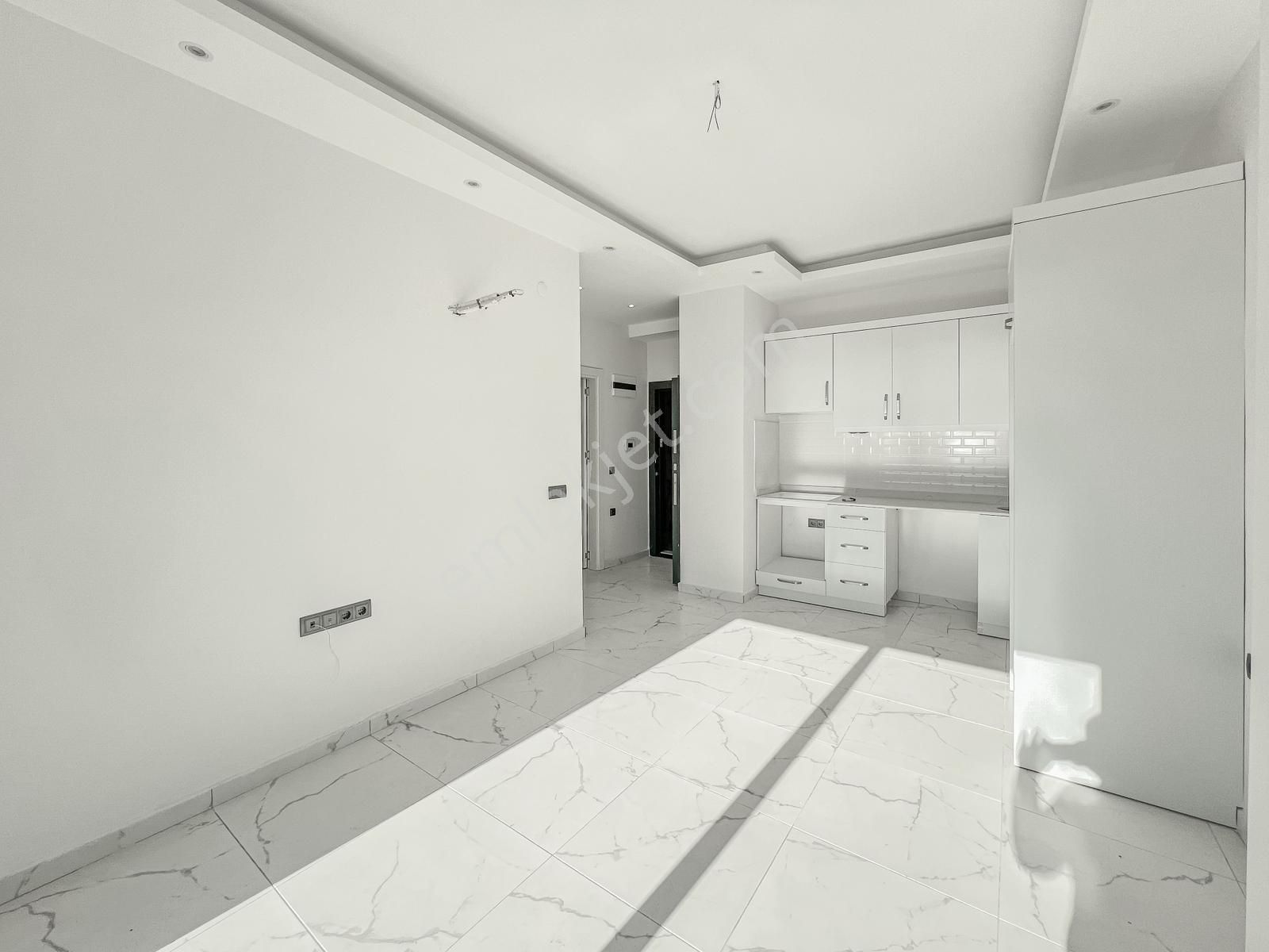 Alanya Mahmutlar 1+1 55m2 Full Aktiviteli Yüksek Kat Daire - Görsel 12