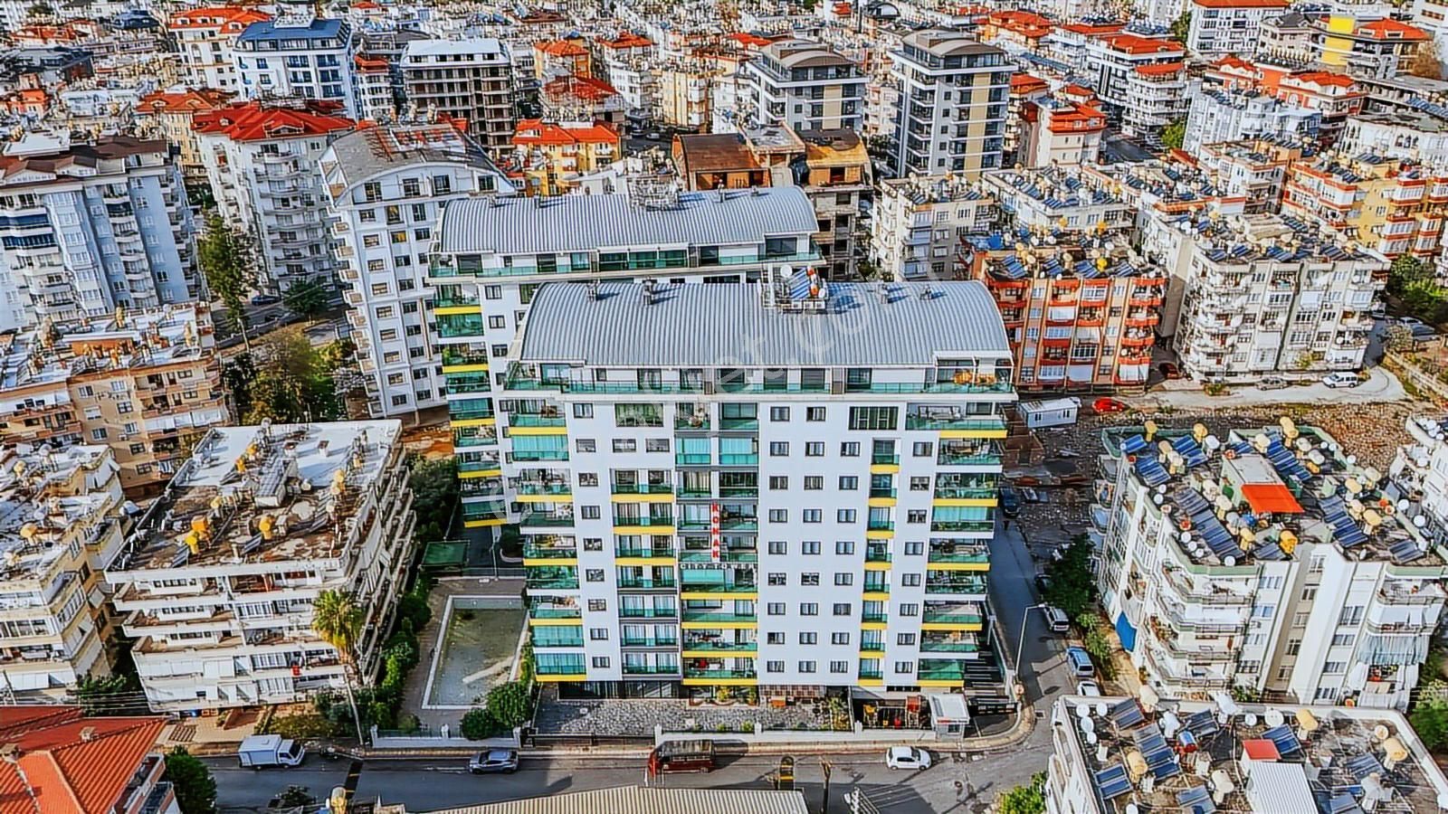 Alanya Merkezde 3+1 İkamete Uygun Düz Ayak Ayrı Mutfak!! - Görsel 19