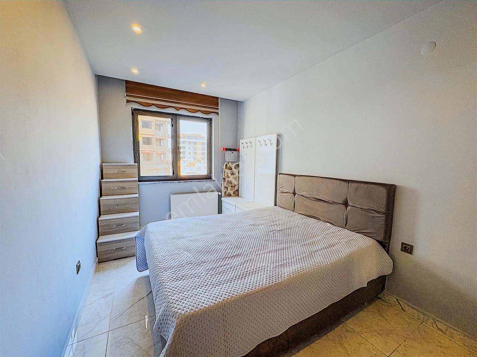 Alanya Merkezde 3+1 İkamete Uygun Düz Ayak Ayrı Mutfak!! - Görsel 7