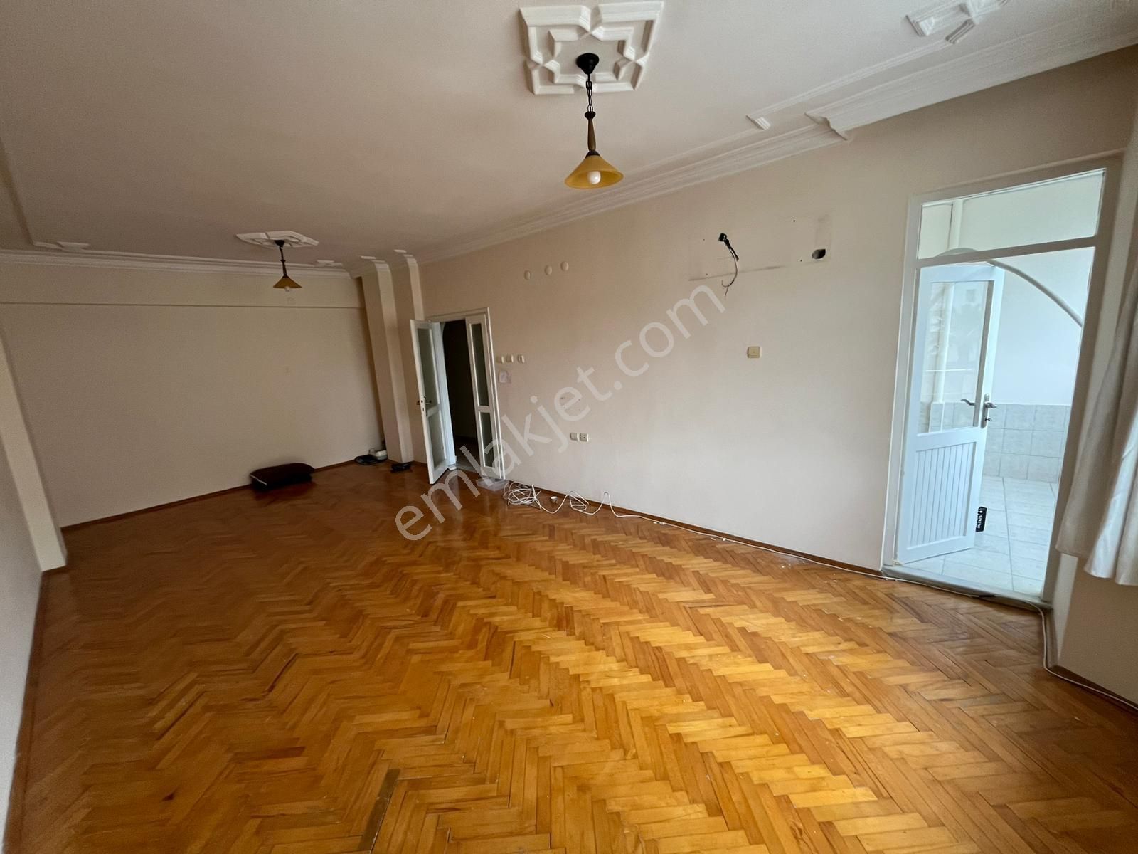 Altındağ Mahallesinde Geniş 2+1 Daire - Görsel 11