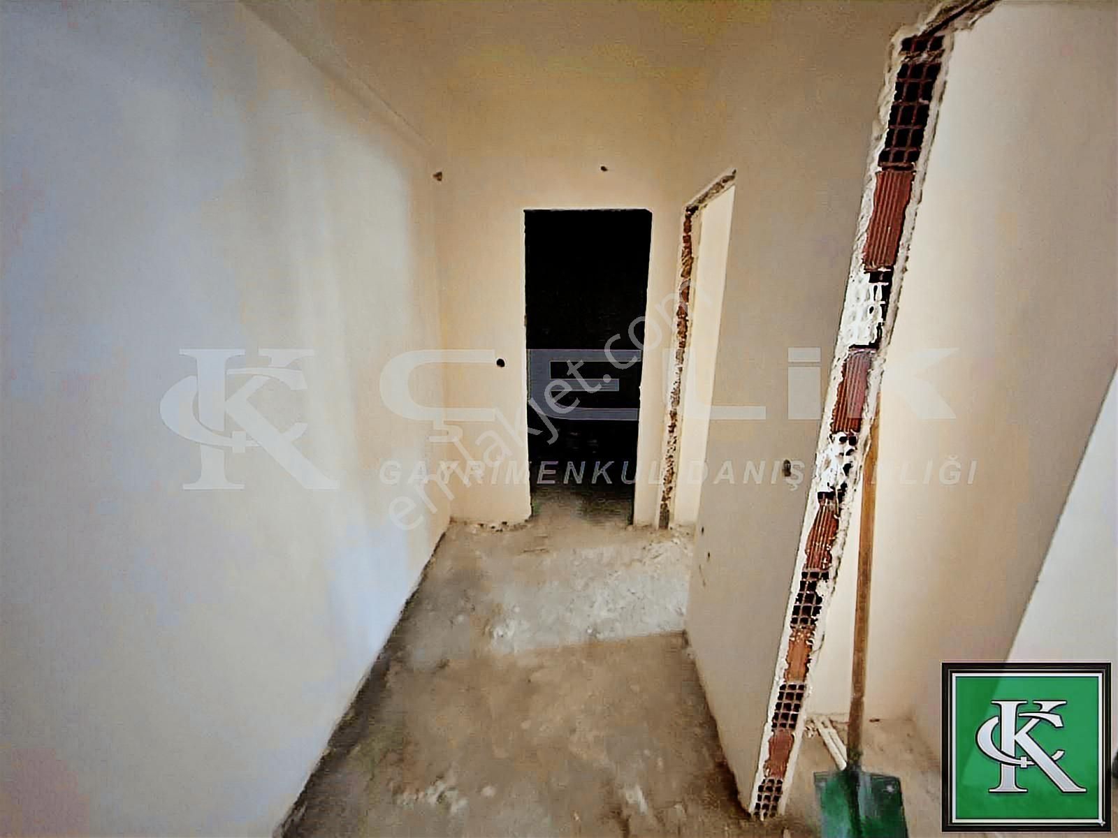 Çelik Emlaktan 1+1 Ön Cephe Yatırımlık Fırsat Satılık Daire - Görsel 20