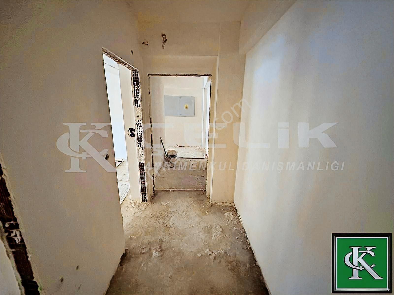 Çelik Emlaktan 1+1 Ön Cephe Yatırımlık Fırsat Satılık Daire - Görsel 24