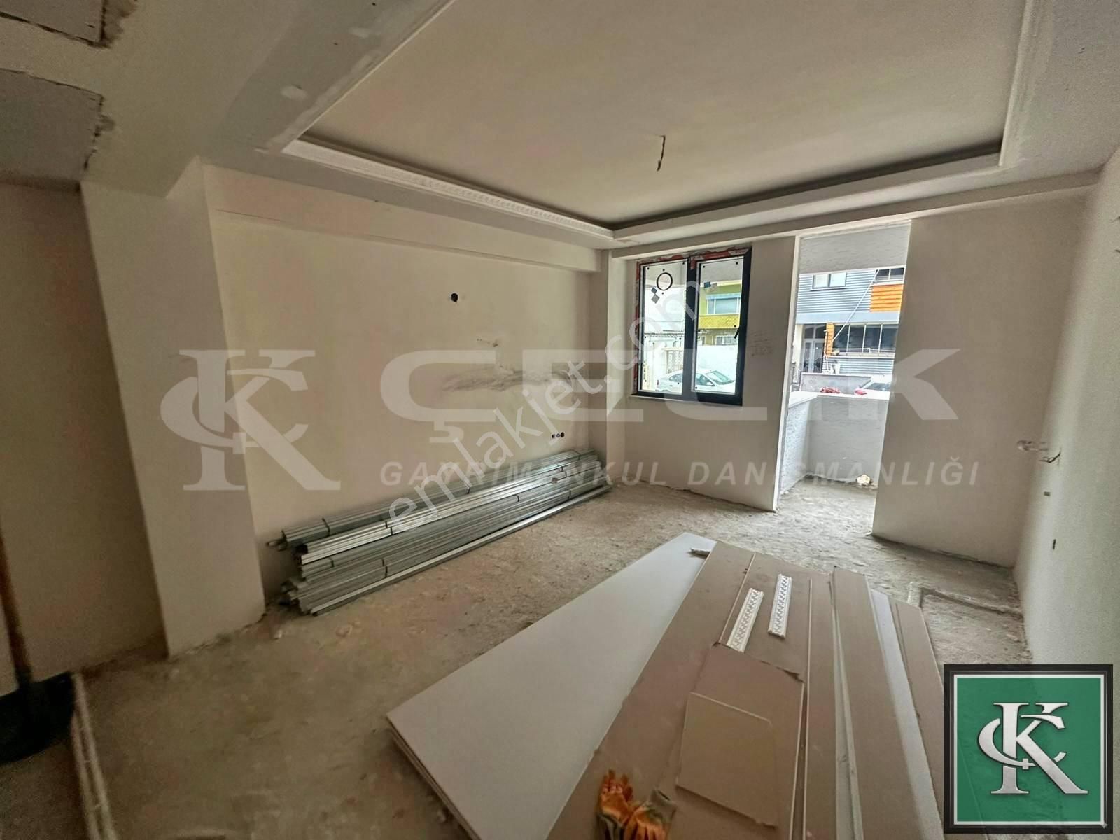 Çelik Emlaktan 1+1 Ön Cephe Yatırımlık Fırsat Satılık Daire - Görsel 14