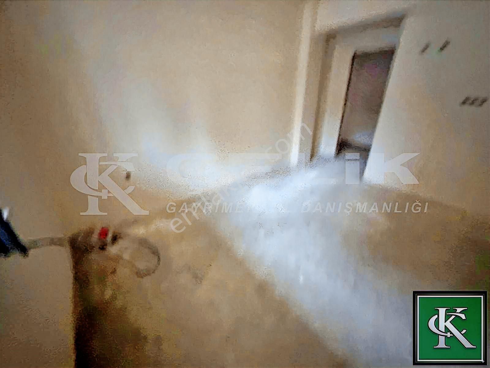 Çelik Emlaktan 1+1 Ön Cephe Yatırımlık Fırsat Satılık Daire - Görsel 23