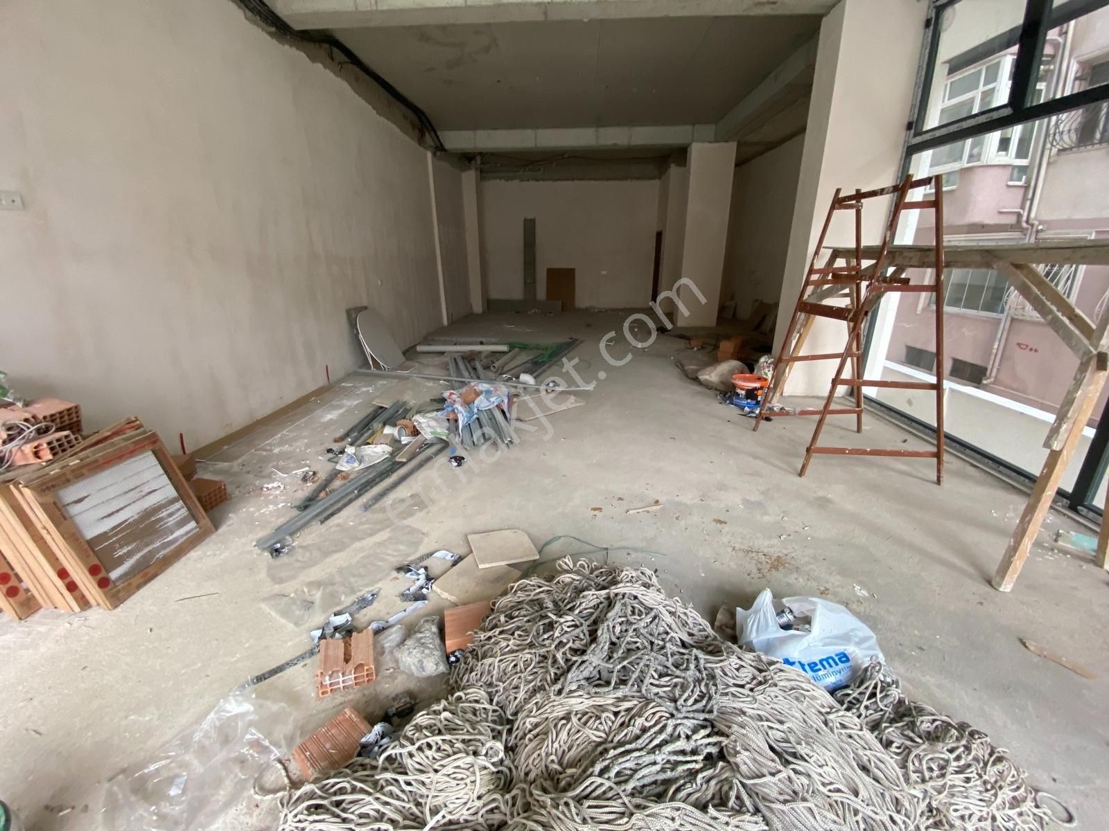 Lidya Emlak'tan 150m2 Merkezi Konum Sıfır Bina Depolu Dükkan - Görsel 17