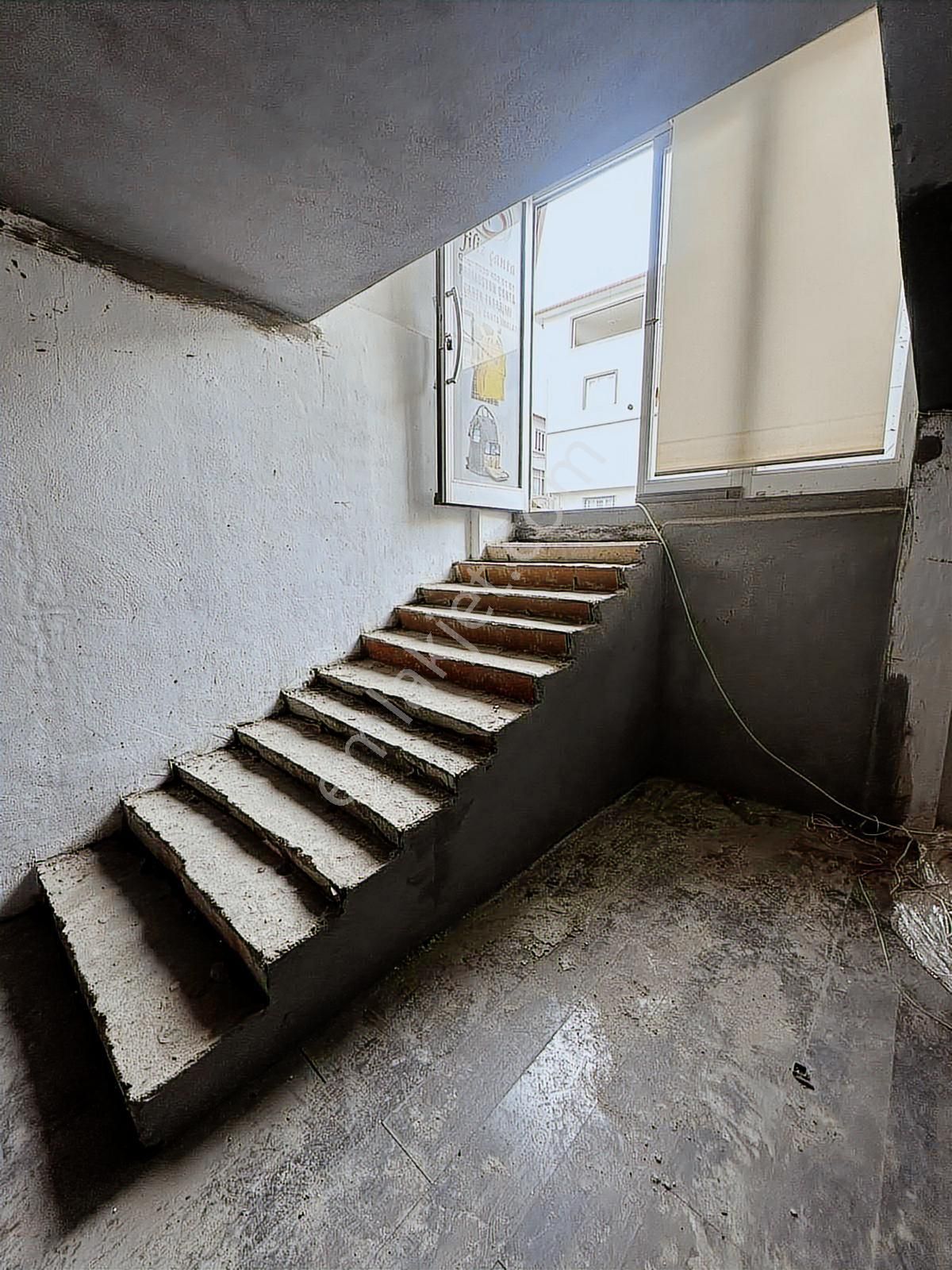 Kiralık 126 M² Kullanıma Hazır - Depo - İmalathane - Görsel 8