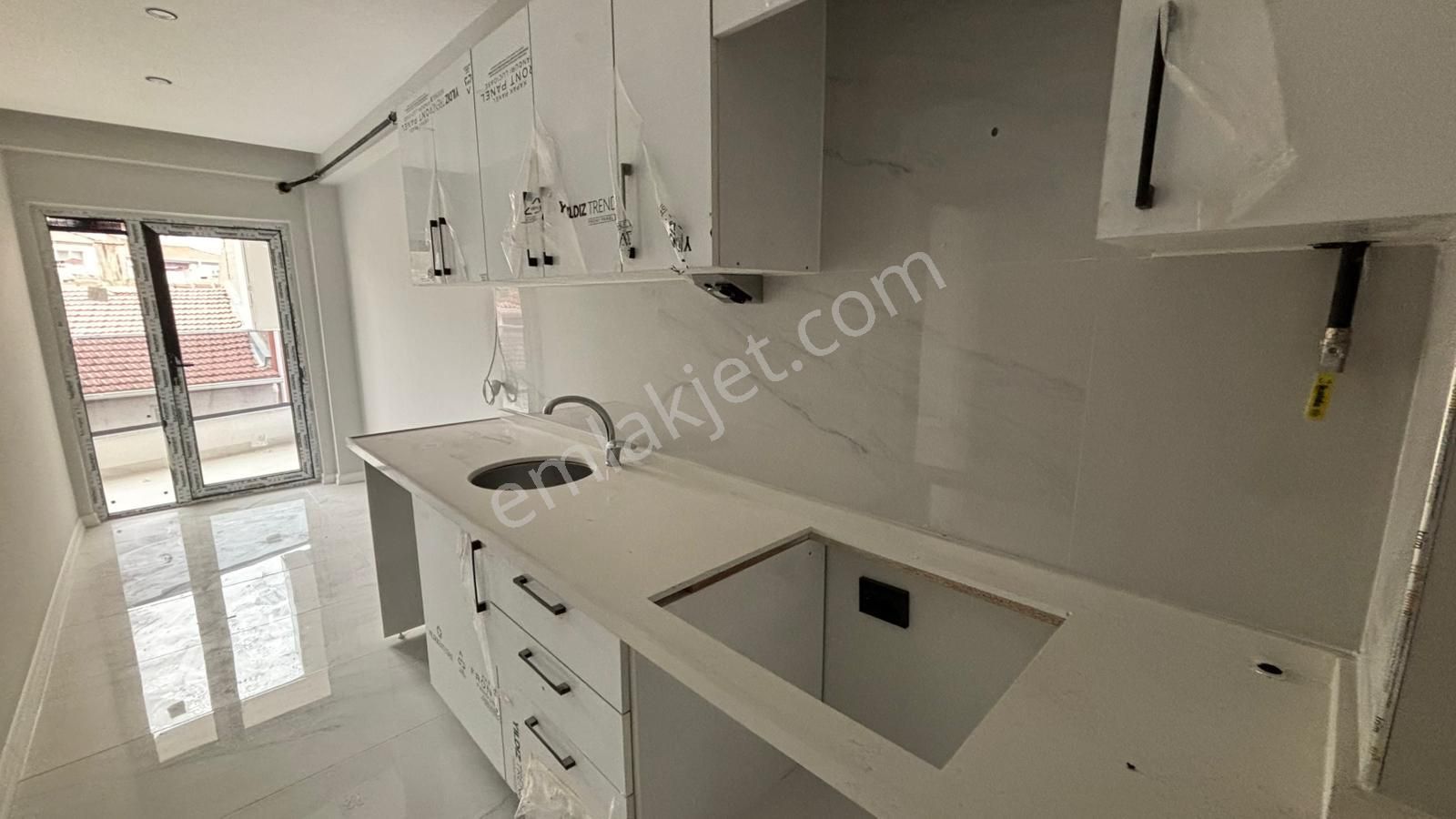 Recep Ümit Emlak'tan Şirintepe Yaylapınar Caddesi Yakını Satılık Lüks 2+0 Daireler Nü - Görsel 6